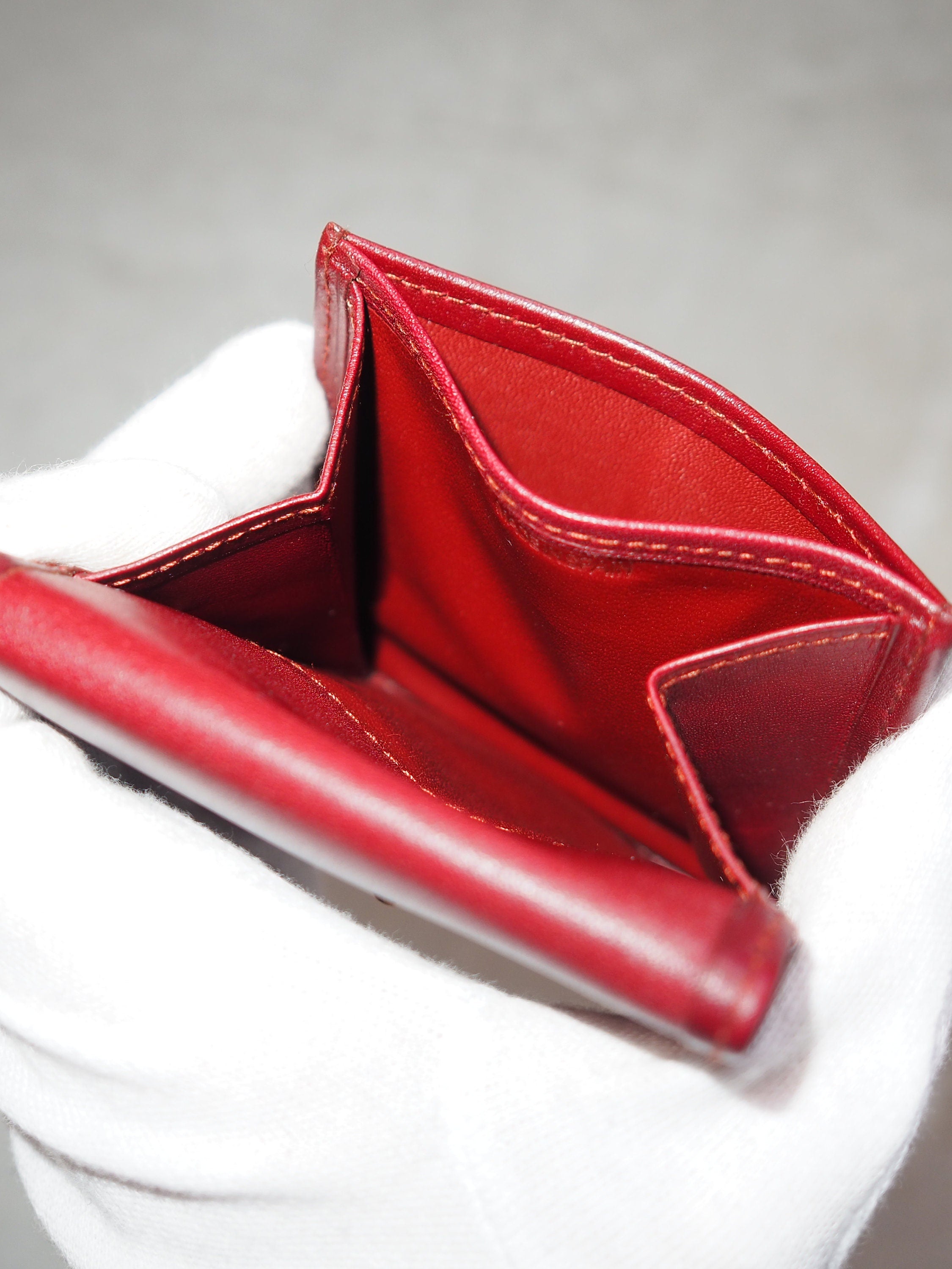 Must De Cartier Coin Case Wallet Red Bordeaux Leather MASTLINE Vintage Authentic