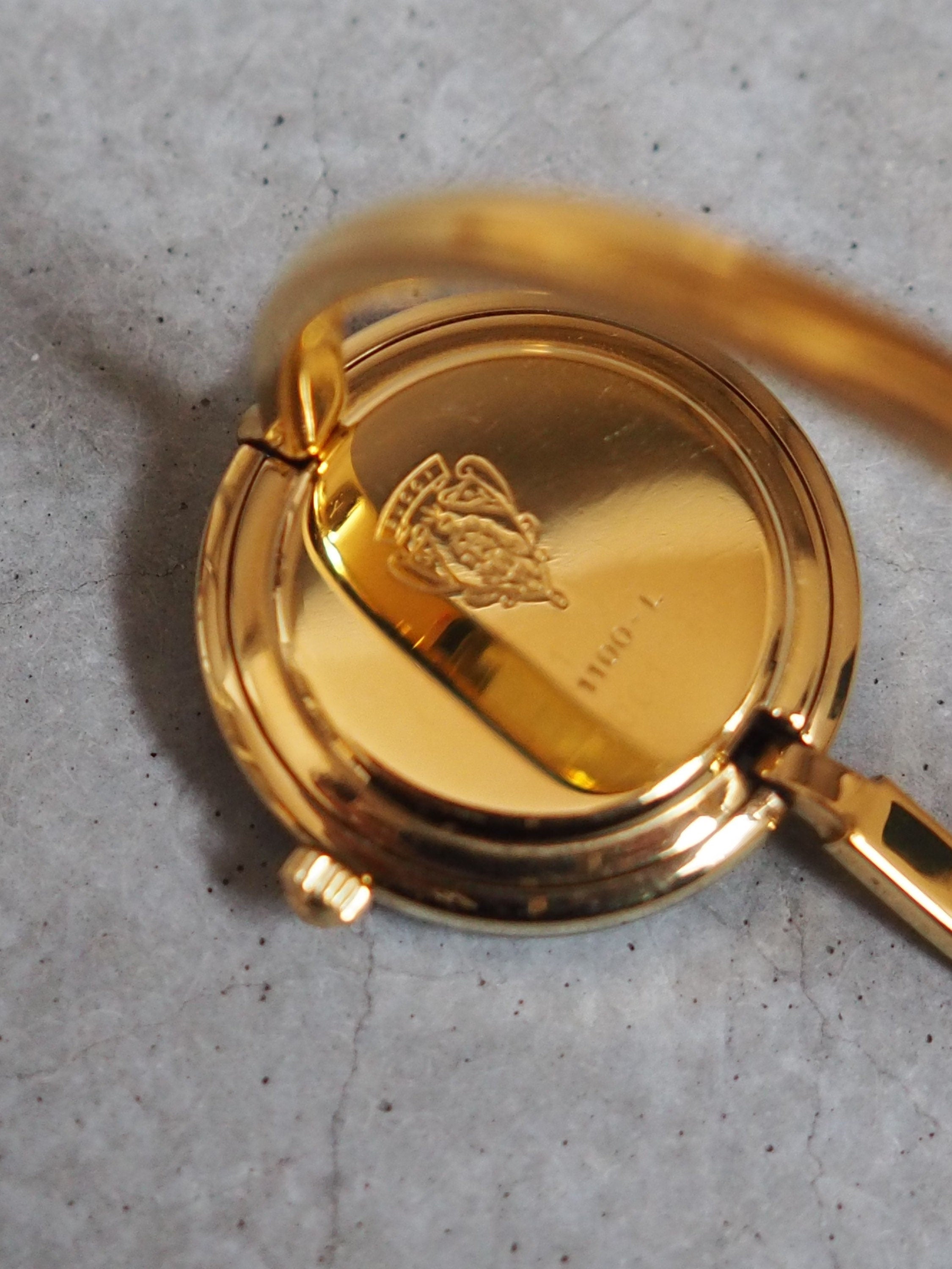 GUCCI Accessories Change Bezel 12 colors Bangle watch Wristwatch Gold