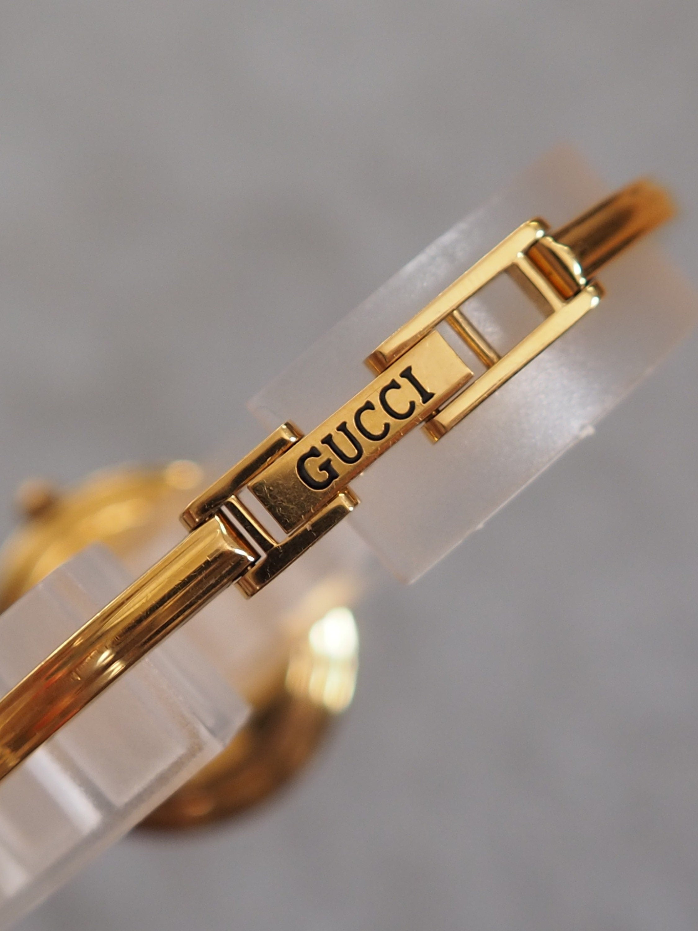 GUCCI Accessories Change Bezel 12 colors Bangle watch Wristwatch Gold