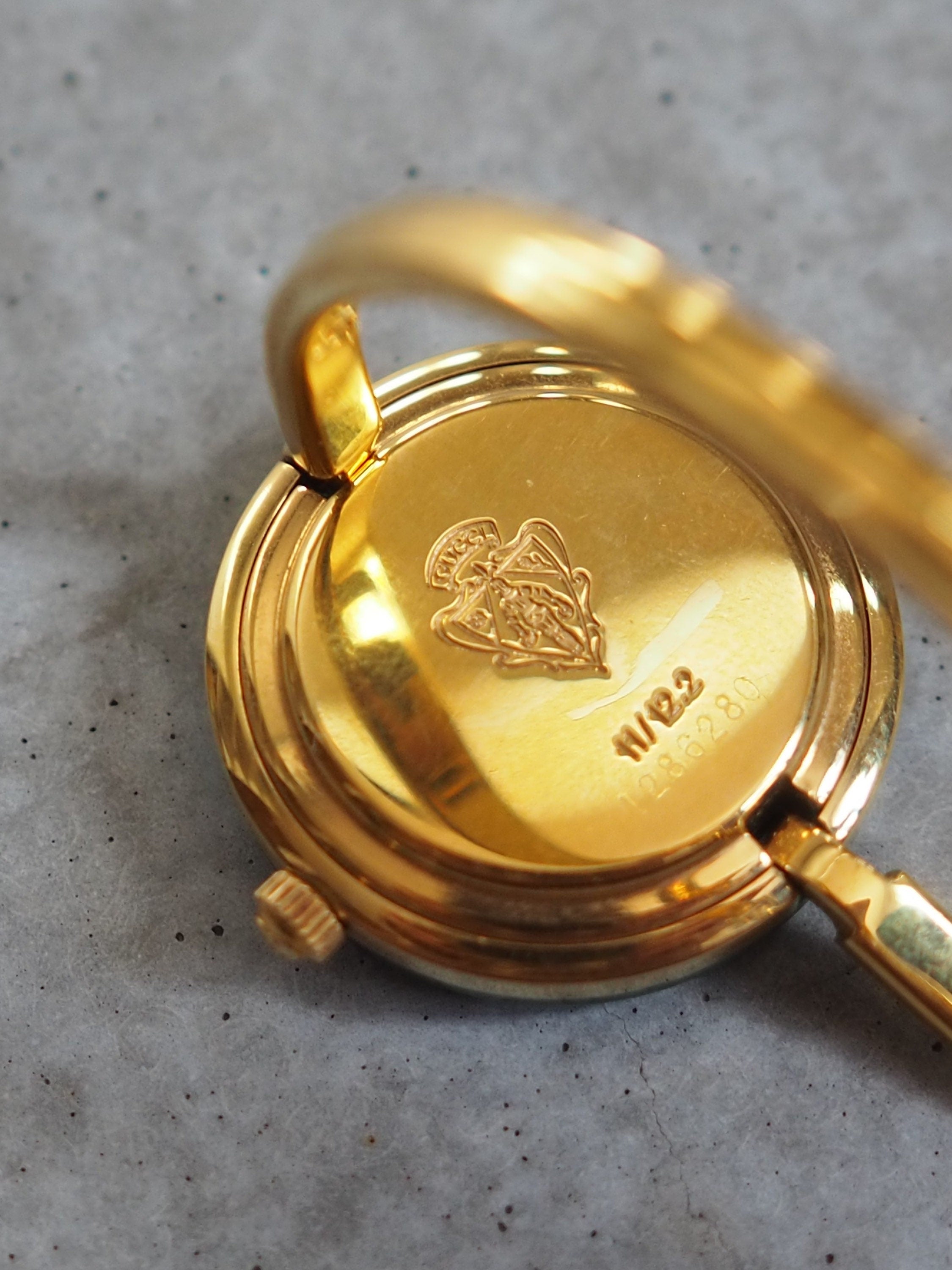 GUCCI Accessories Change Bezel 12 colors Bangle watch Wristwatch Gold