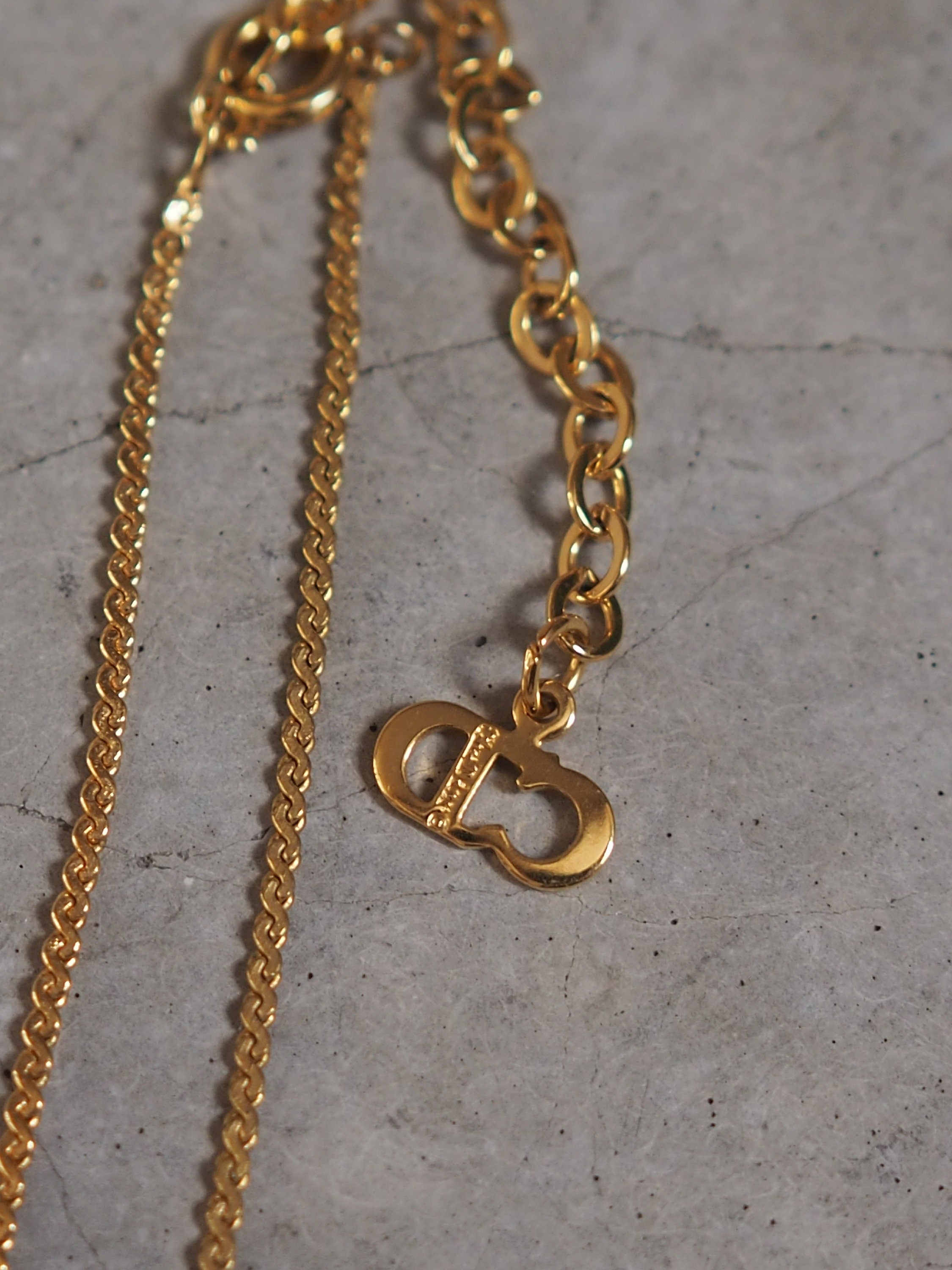 Christian Dior Necklace CD Logo Vintage Metal Gold Authentic