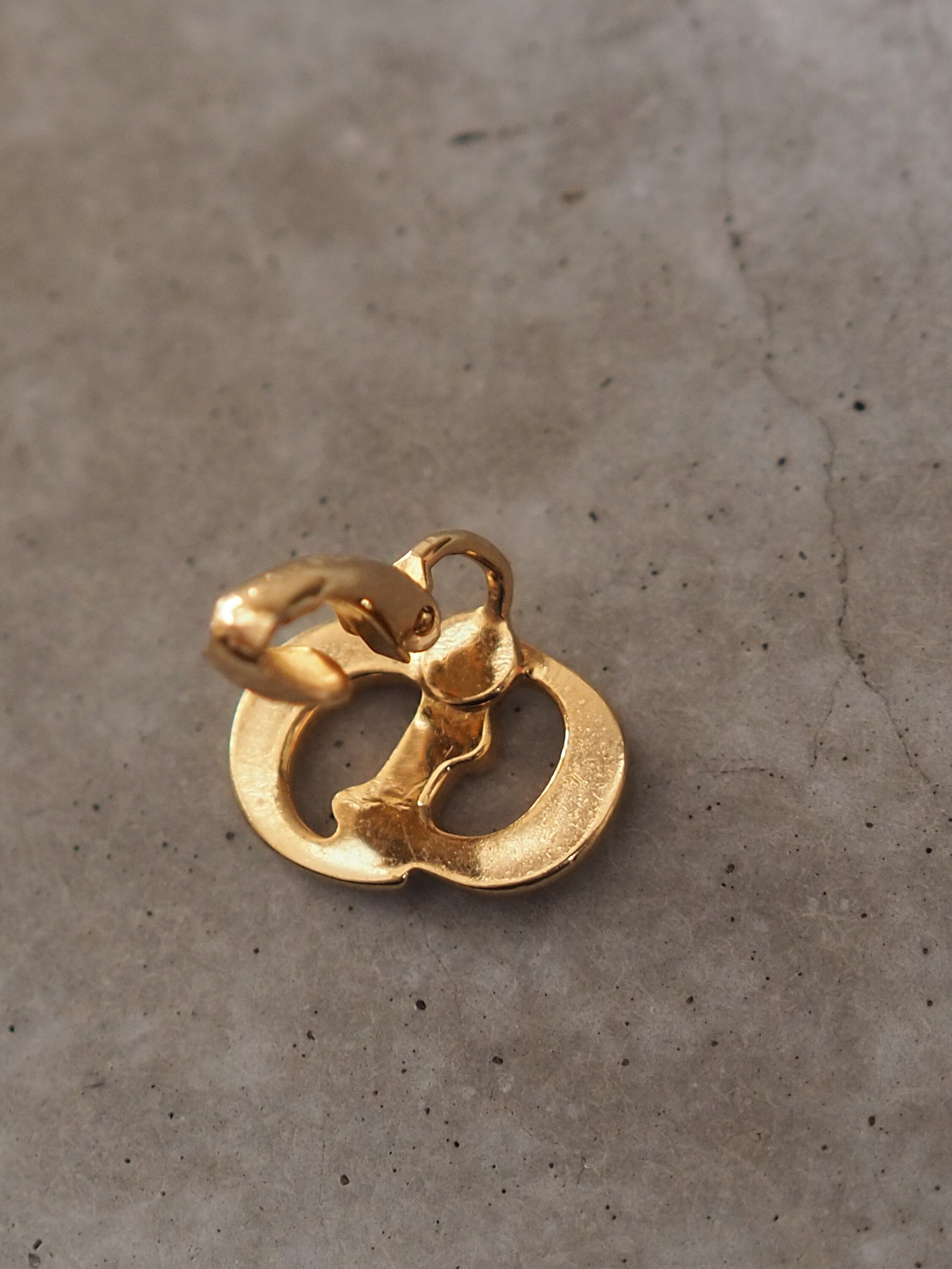 Christian Dior Earrings CD Logo Vintage Metal Gold Authentic