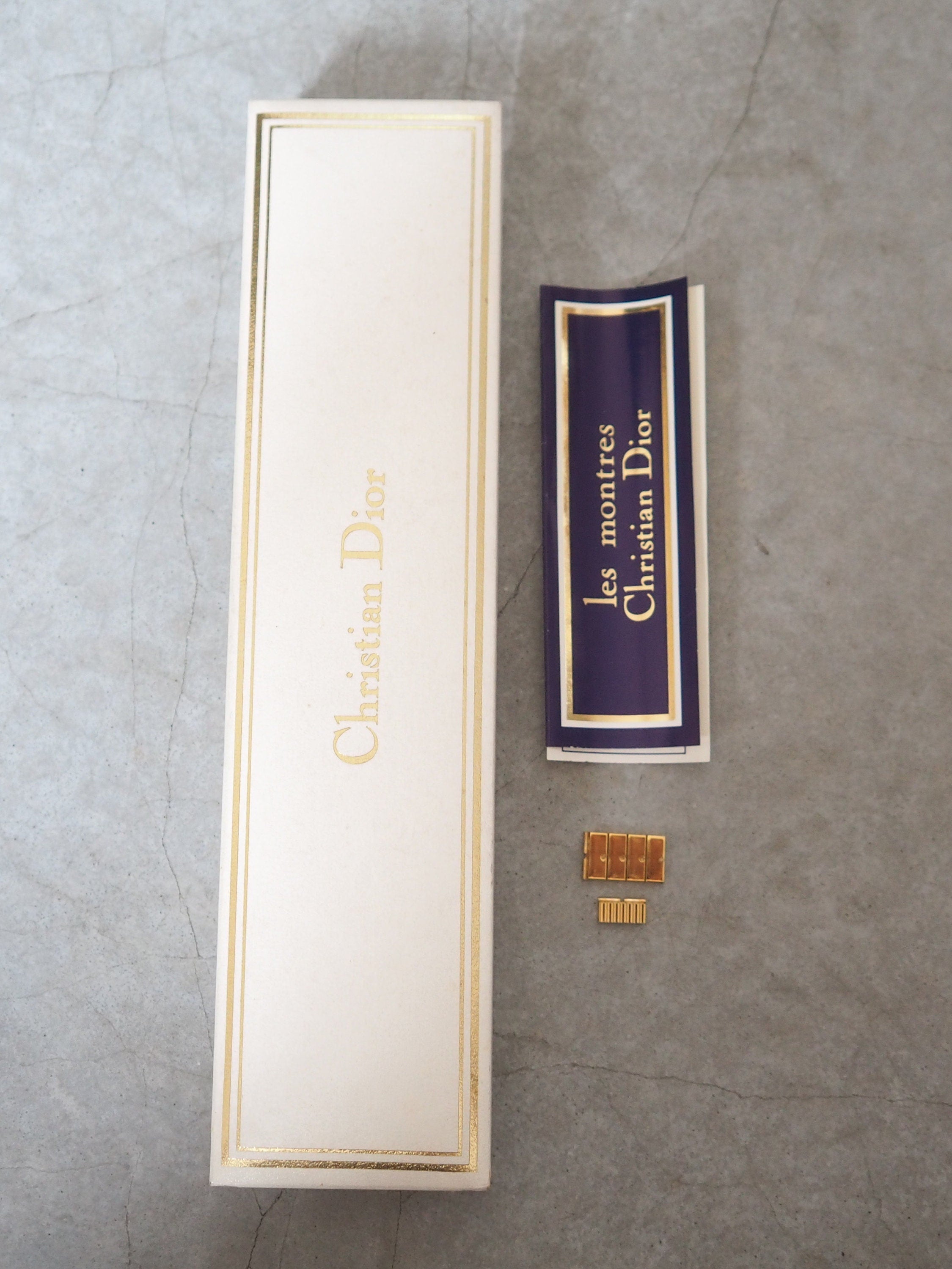 Christian Dior Round Roma Watch Gold Metal Quartz Wristwatch Ladies