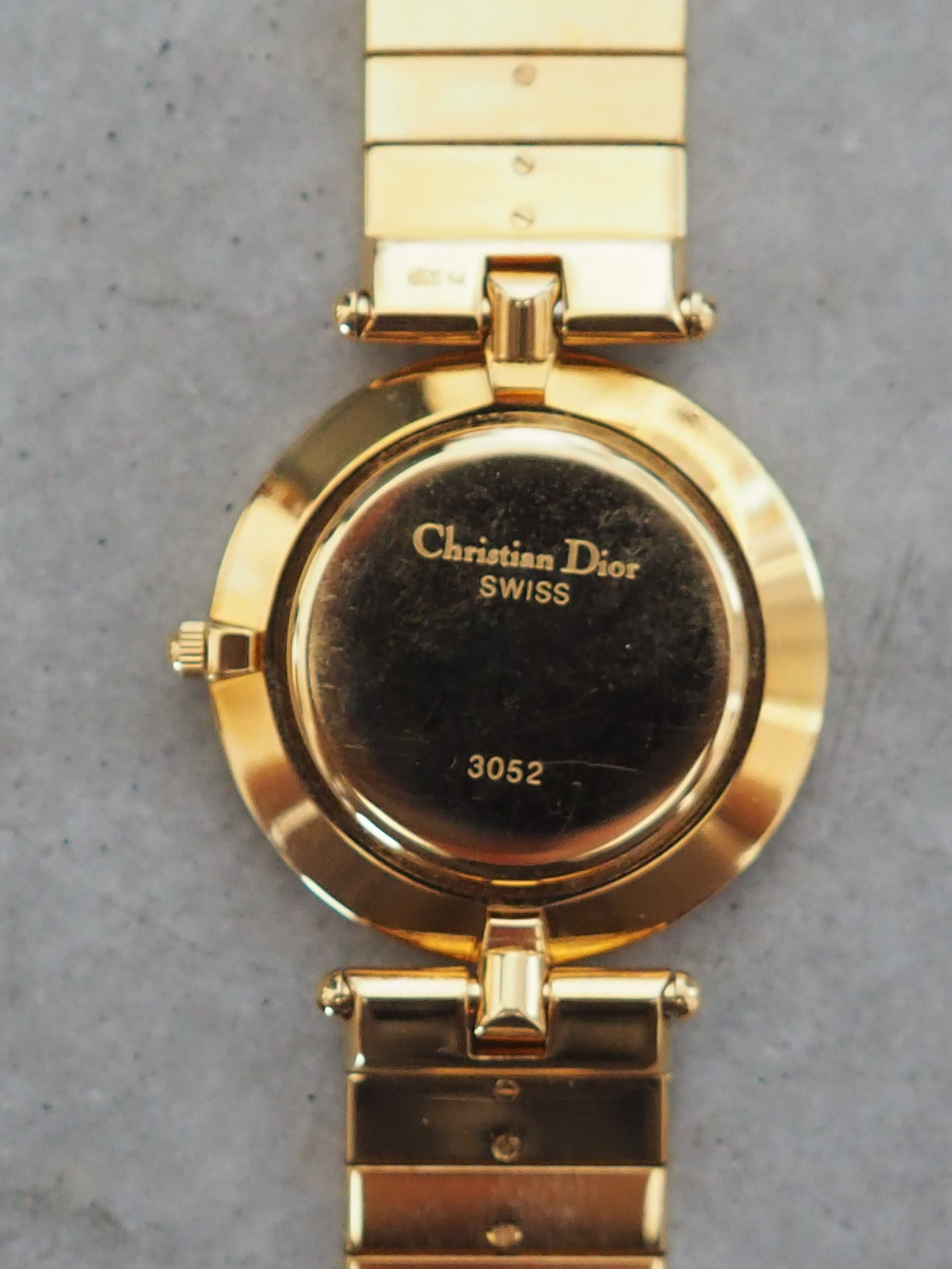 Christian Dior Round Roma Watch Gold Metal Quartz Wristwatch Unisex Men's