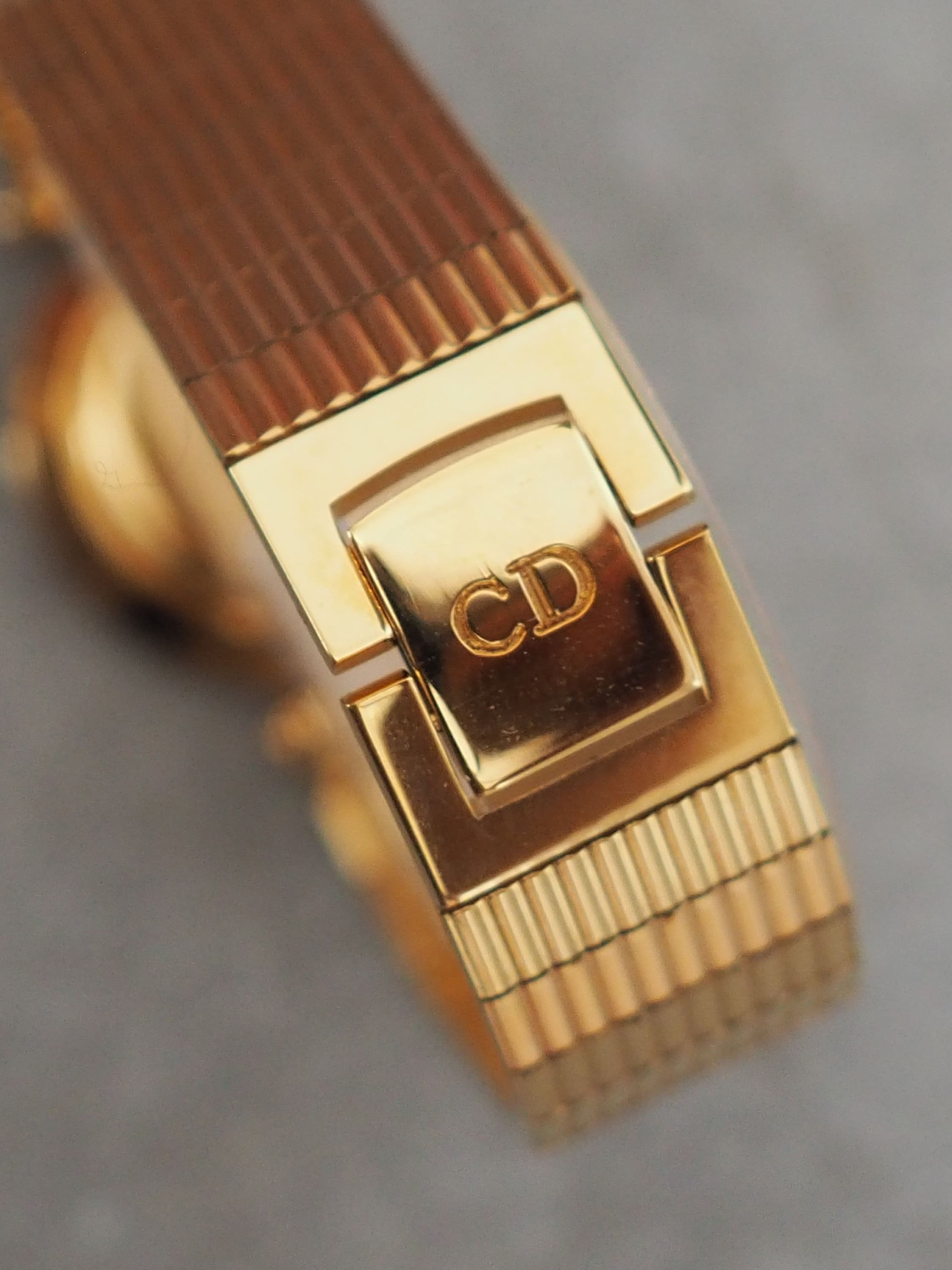 Christian Dior Round Roma Watch Gold Metal Quartz Wristwatch Unisex Men's