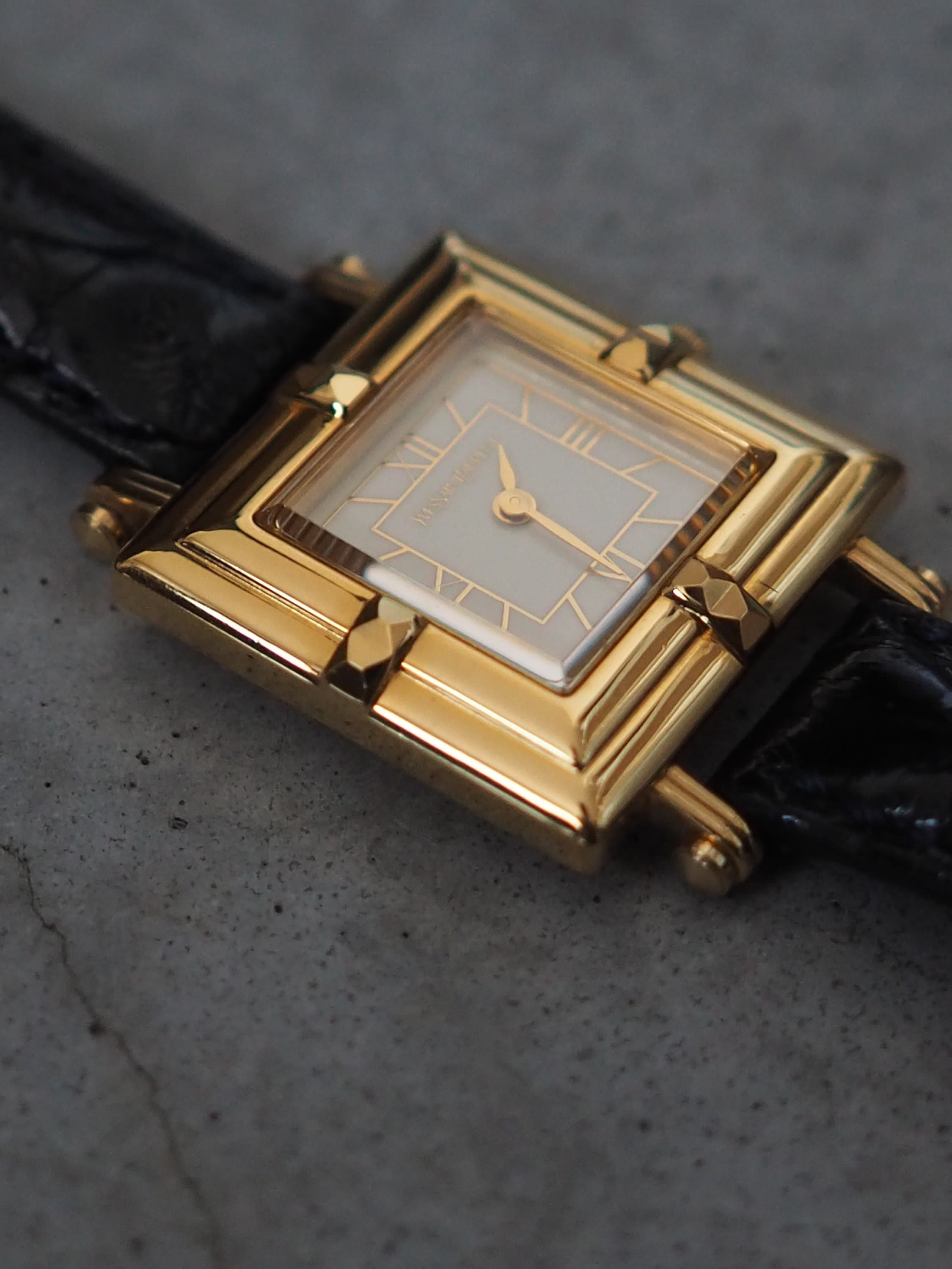 Yves Saint Laurent YSL Square Watch Wristwatch Logo Gold color Stainless steel Leather Authentic