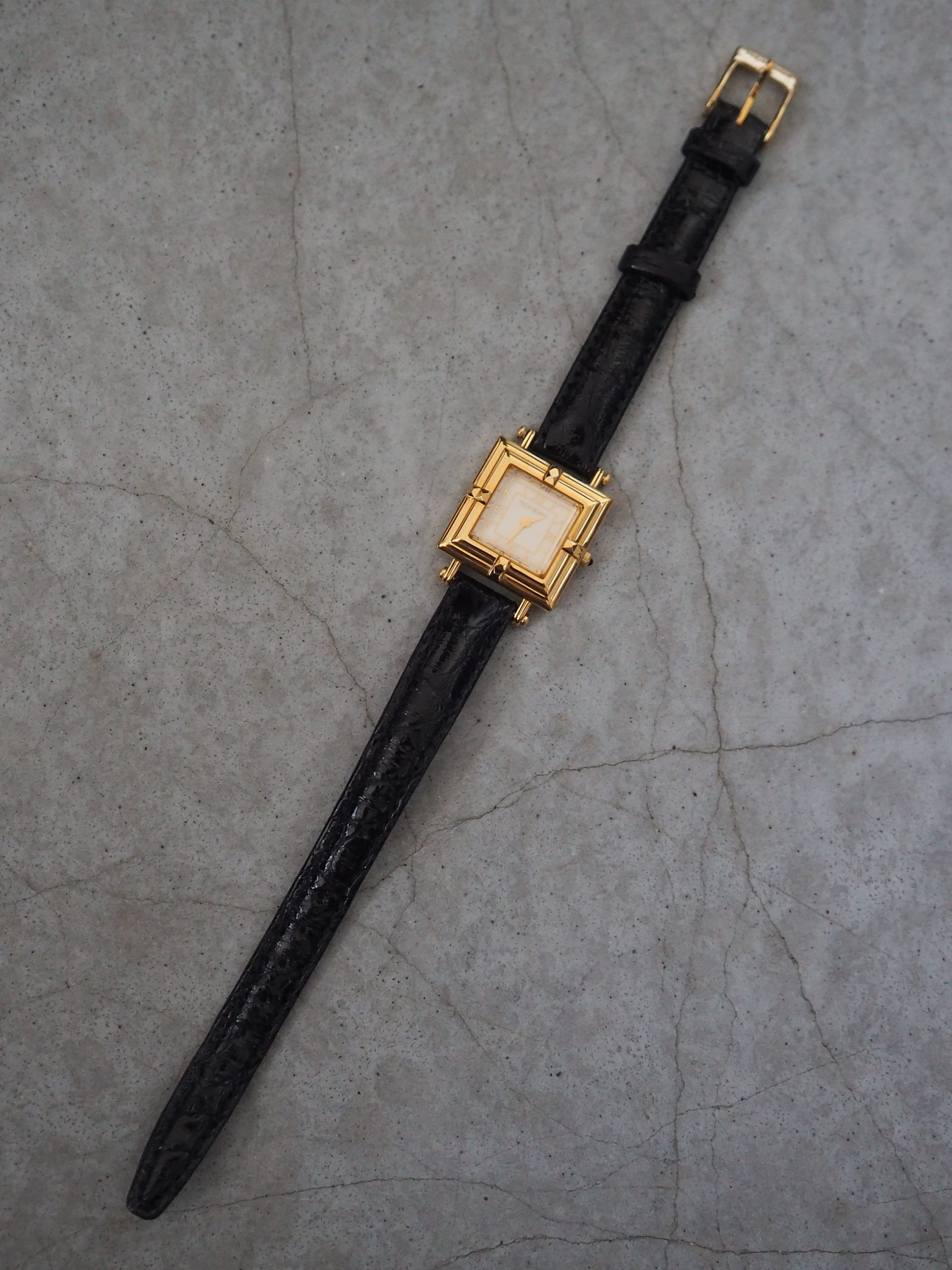Yves Saint Laurent YSL Square Watch Wristwatch Logo Gold color Stainless steel Leather Authentic