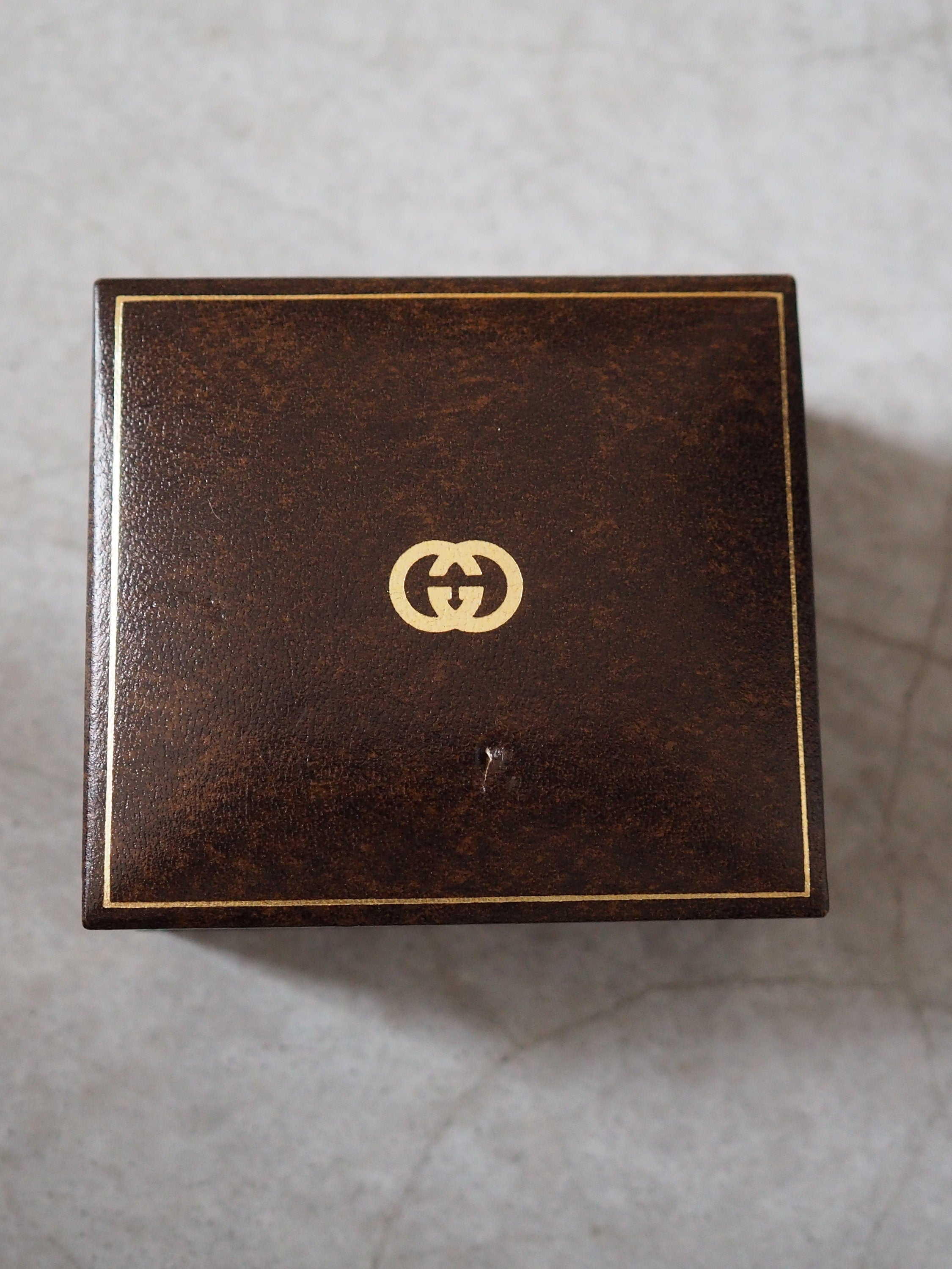 GUCCI Shelly Bangle Watch Wristwatch Gold Metal Vintage Authentic