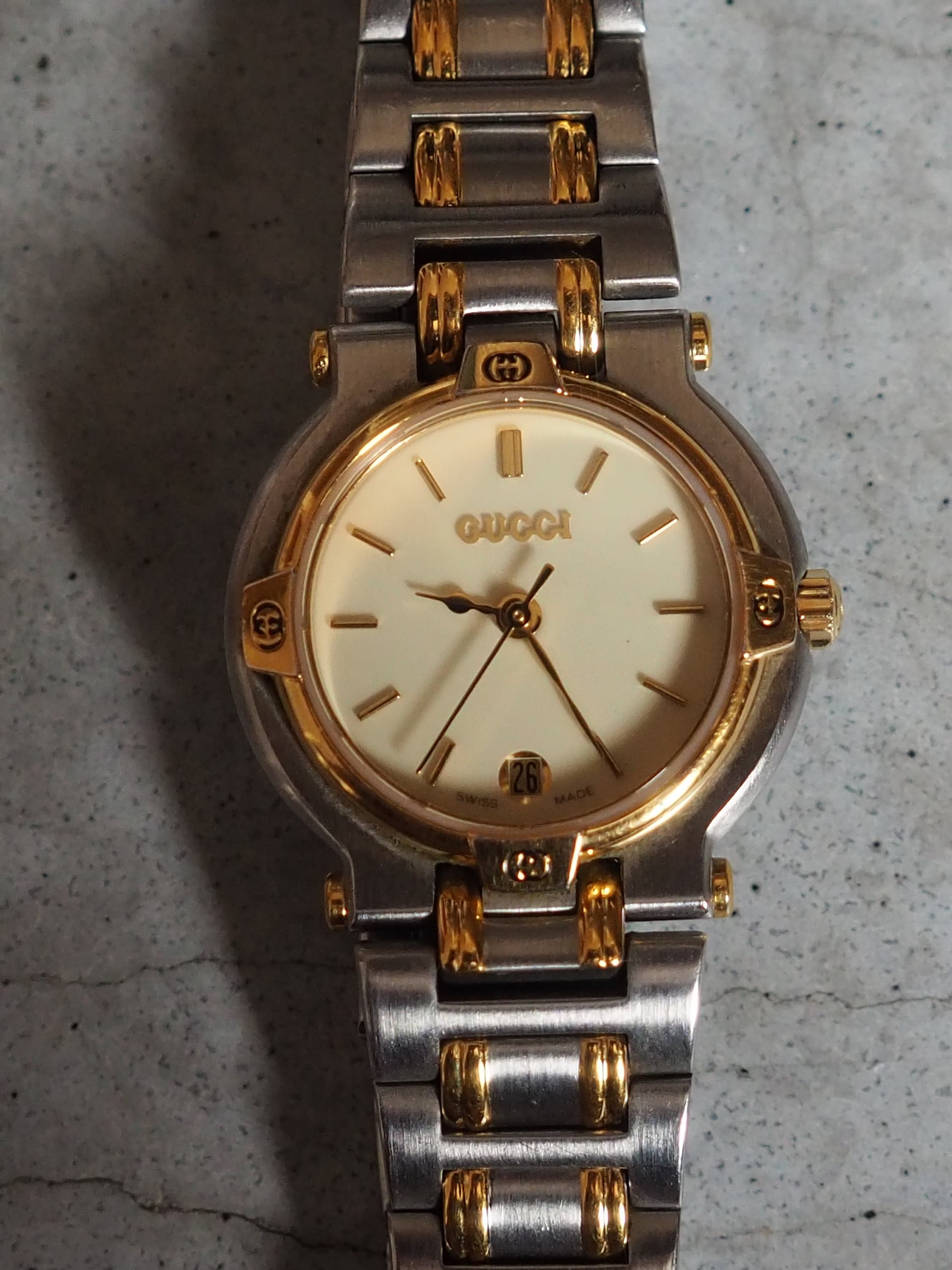 GUCCI Watch Wristwatch GG Gold Silver Metal Old Vintage Authentic