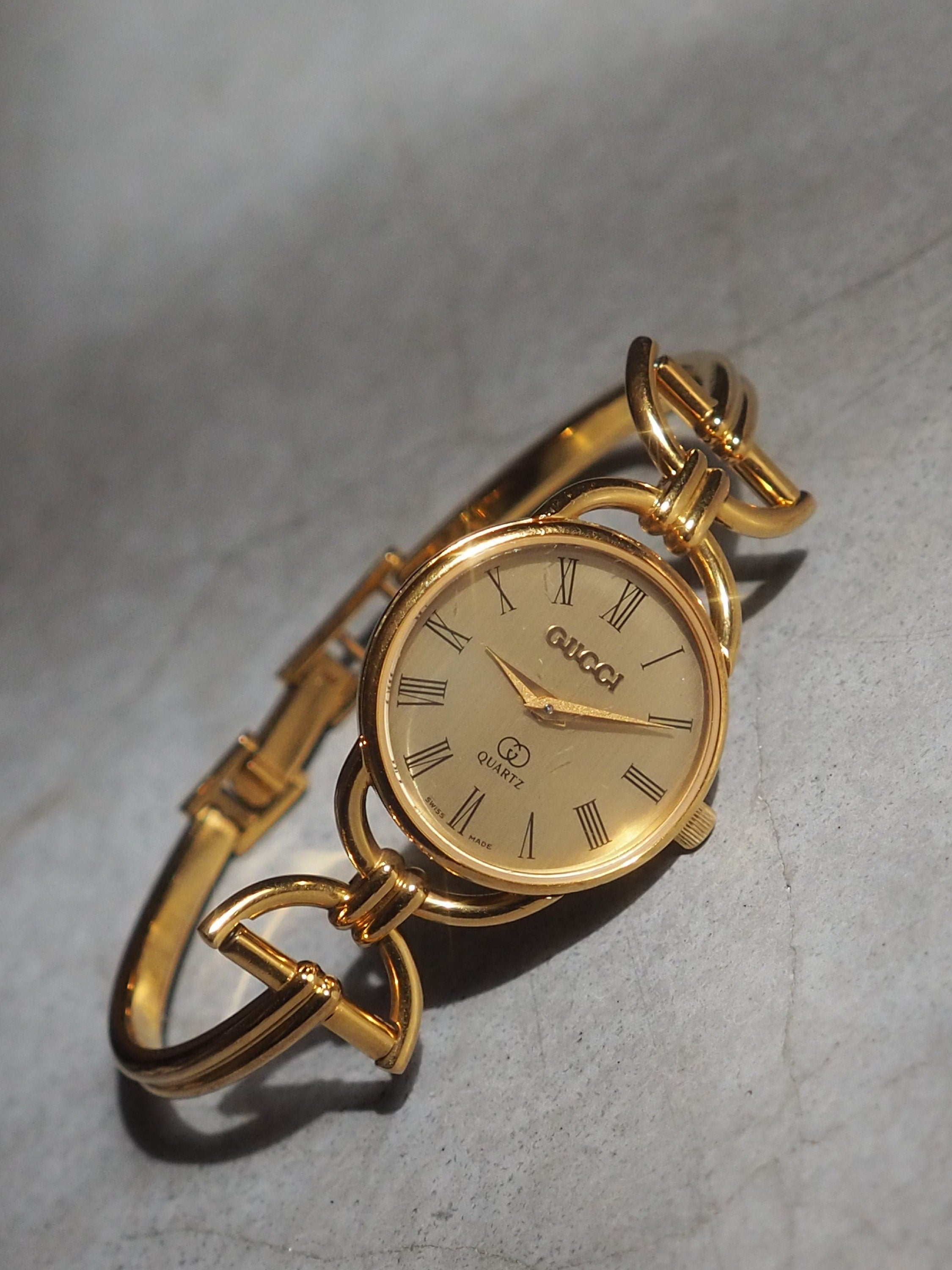 GUCCI Horse bit Bangle Watch Wristwatch Gold Metal Vintage Authentic