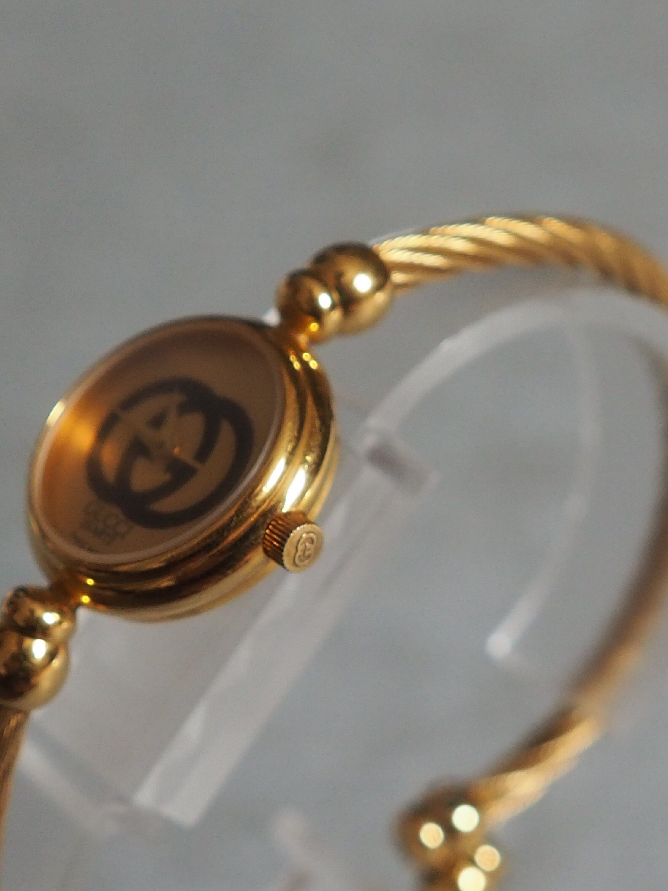 GUCCI GG Bangle Watch Wristwatch Gold Metal Vintage Authentic