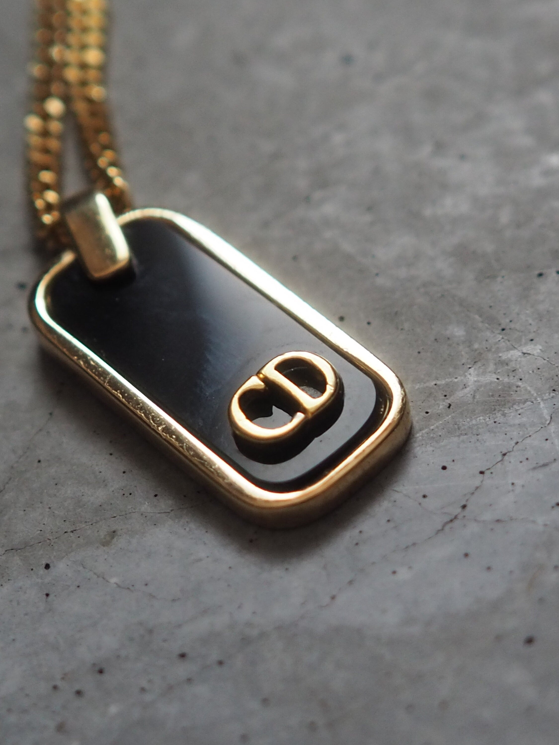 Christian Dior Necklace CD Logo Vintage Metal Gold Black Authentic