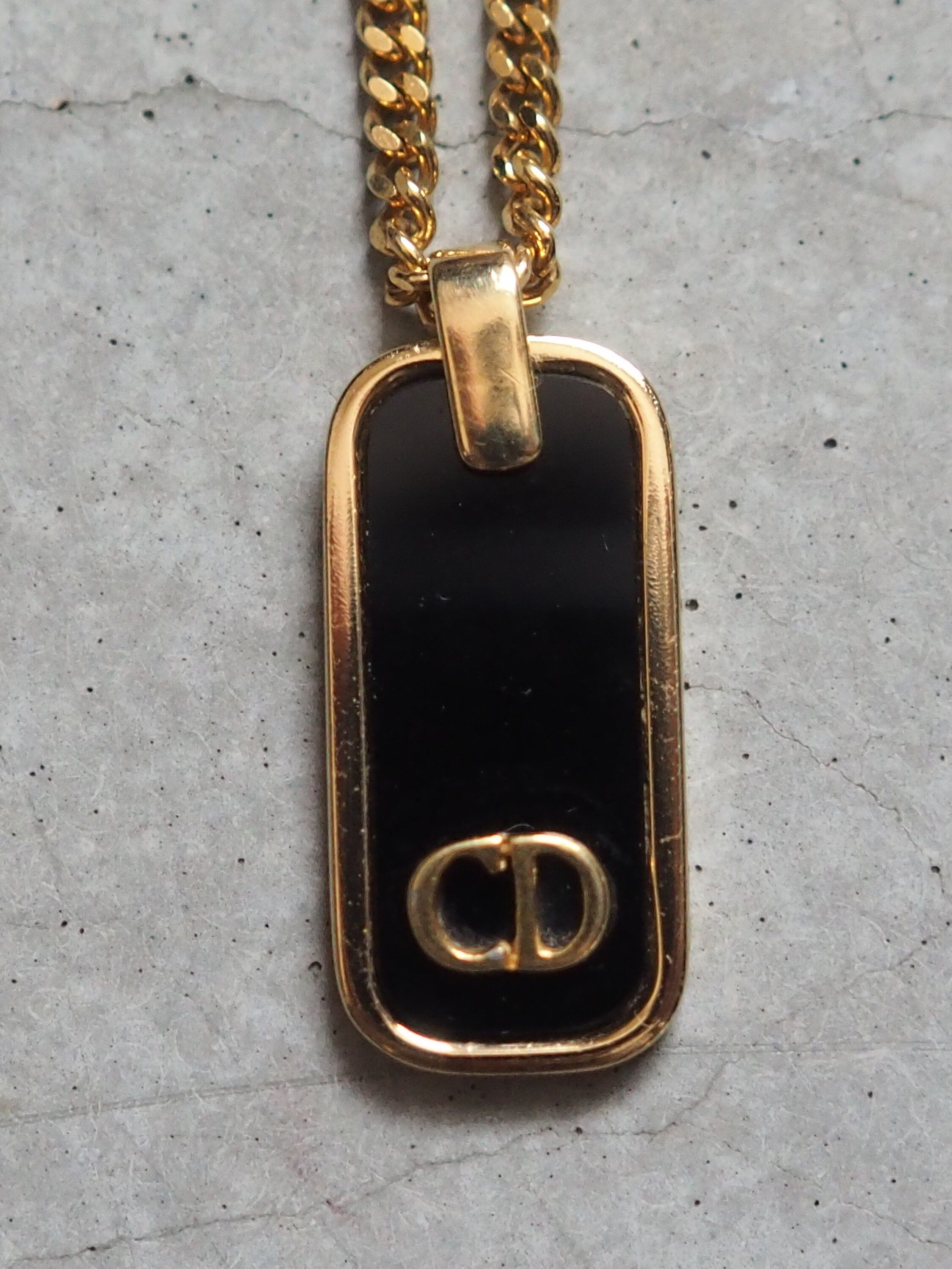 Christian Dior Necklace CD Logo Vintage Metal Gold Black Authentic
