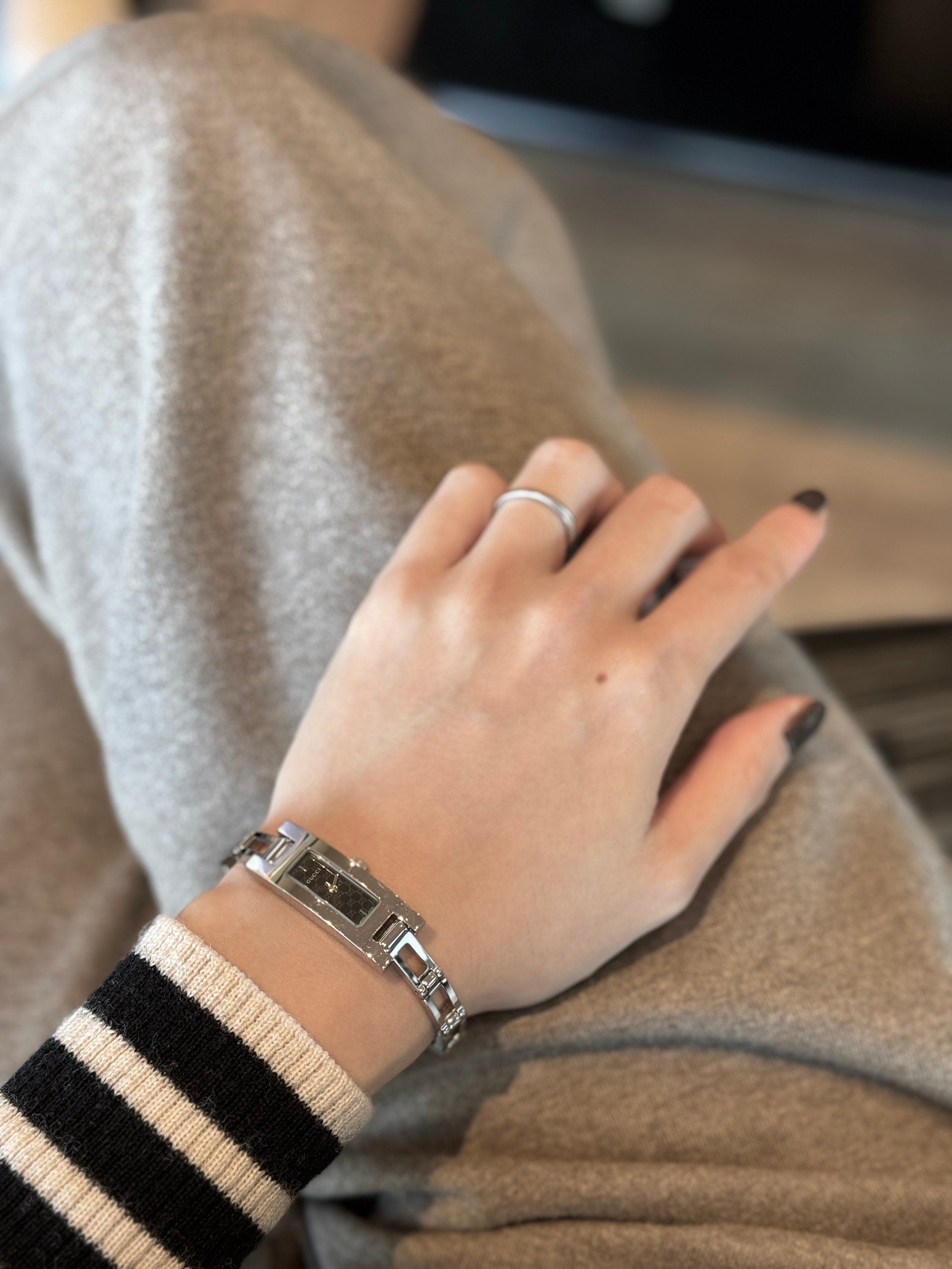 GUCCI GG Watch Wristwatch Silver Stainless steel Vintage Authentic