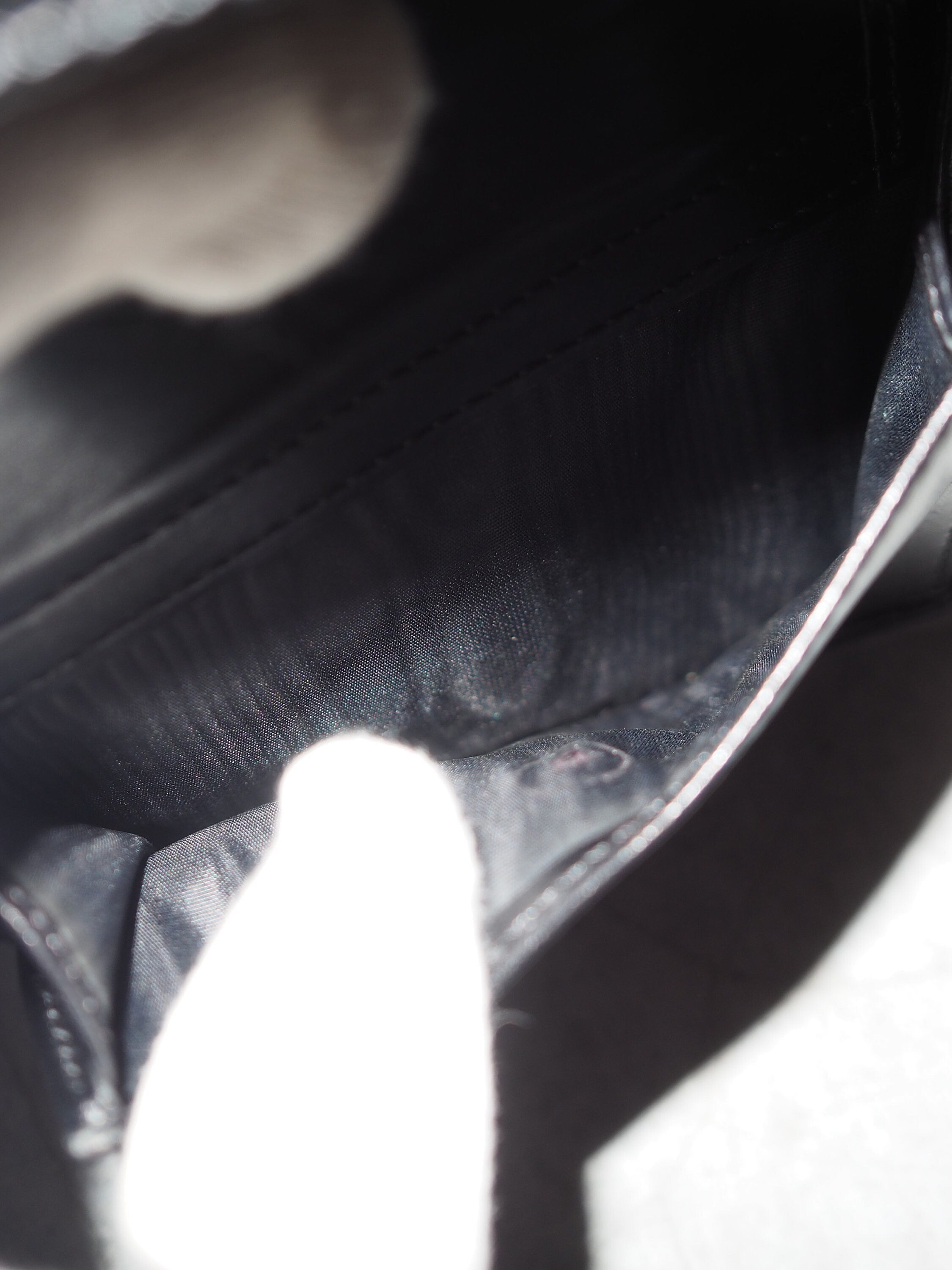 CHANEL COCO Tri-fold Wallet Purse Caviar Skin Leather Black Authentic Vintage Box