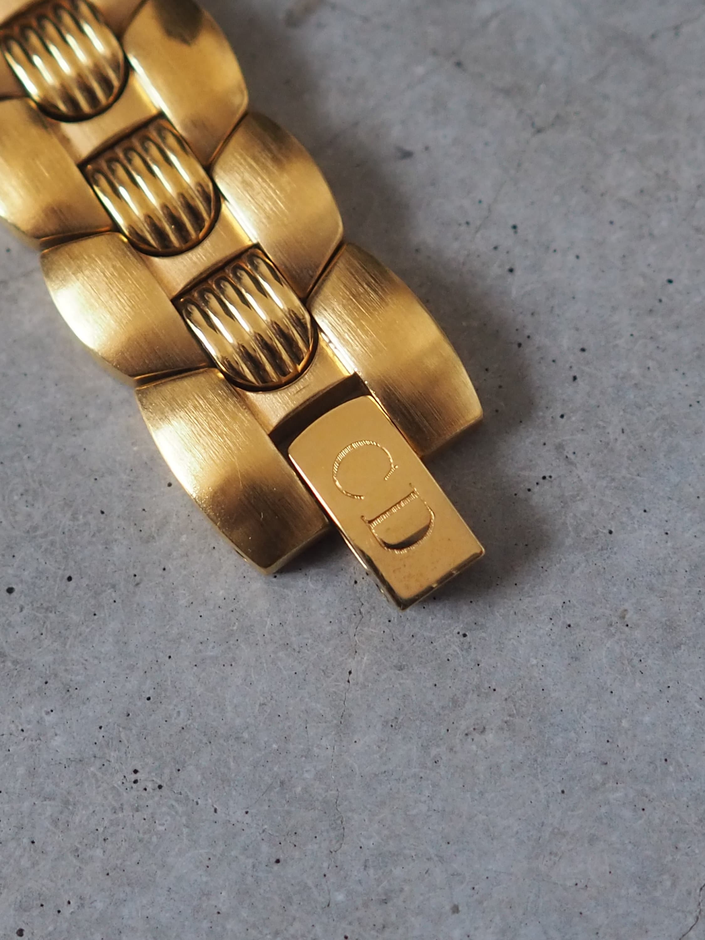 Christian Dior Bagheera Watch Gold Metal Quartz Black Moon Wristwatch Ladies