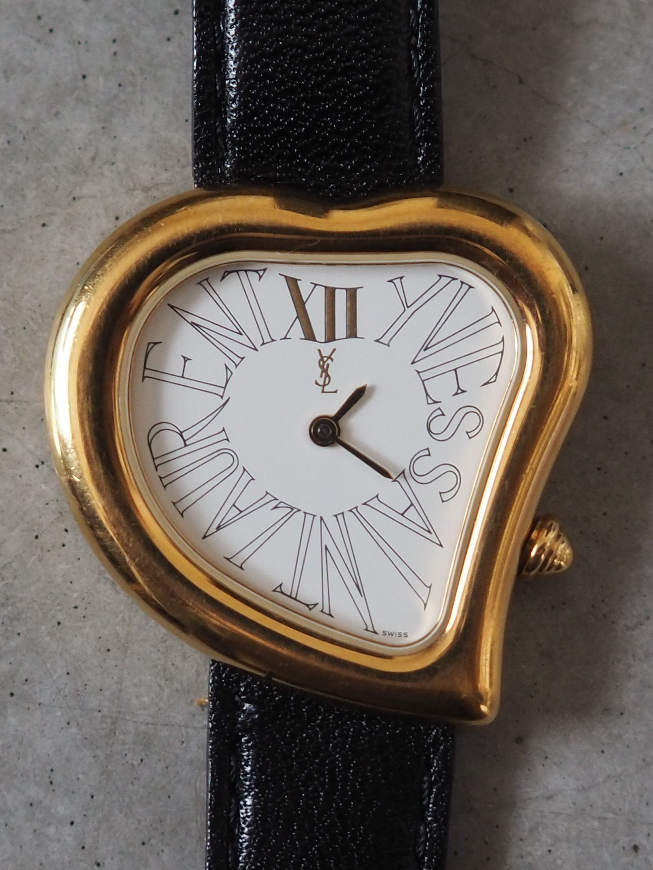 Yves Saint Laurent YSL Heart Watch Wristwatch Logo Gold color Stainless steel