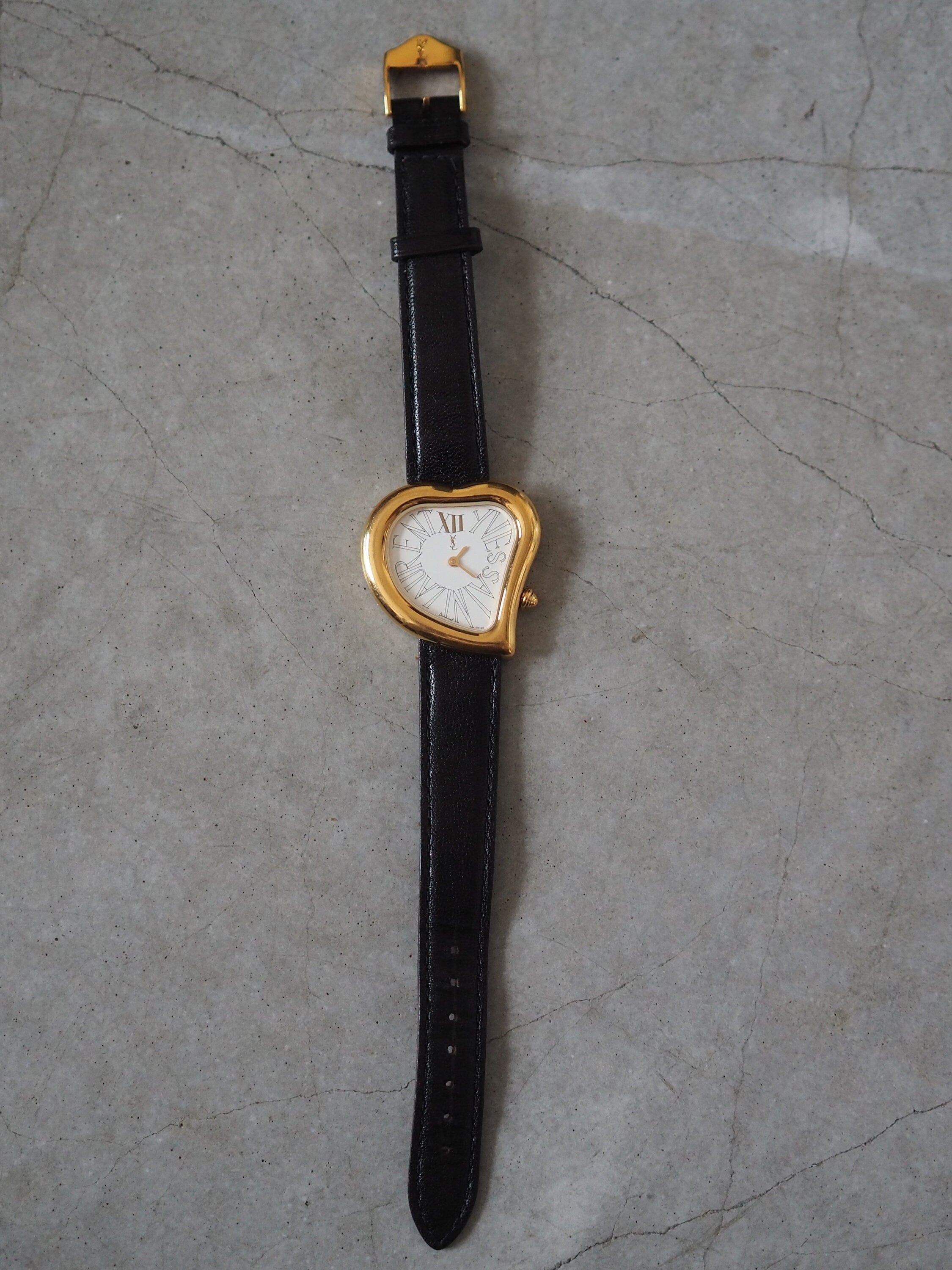 Yves Saint Laurent YSL Heart Watch Wristwatch Logo Gold color Stainless steel