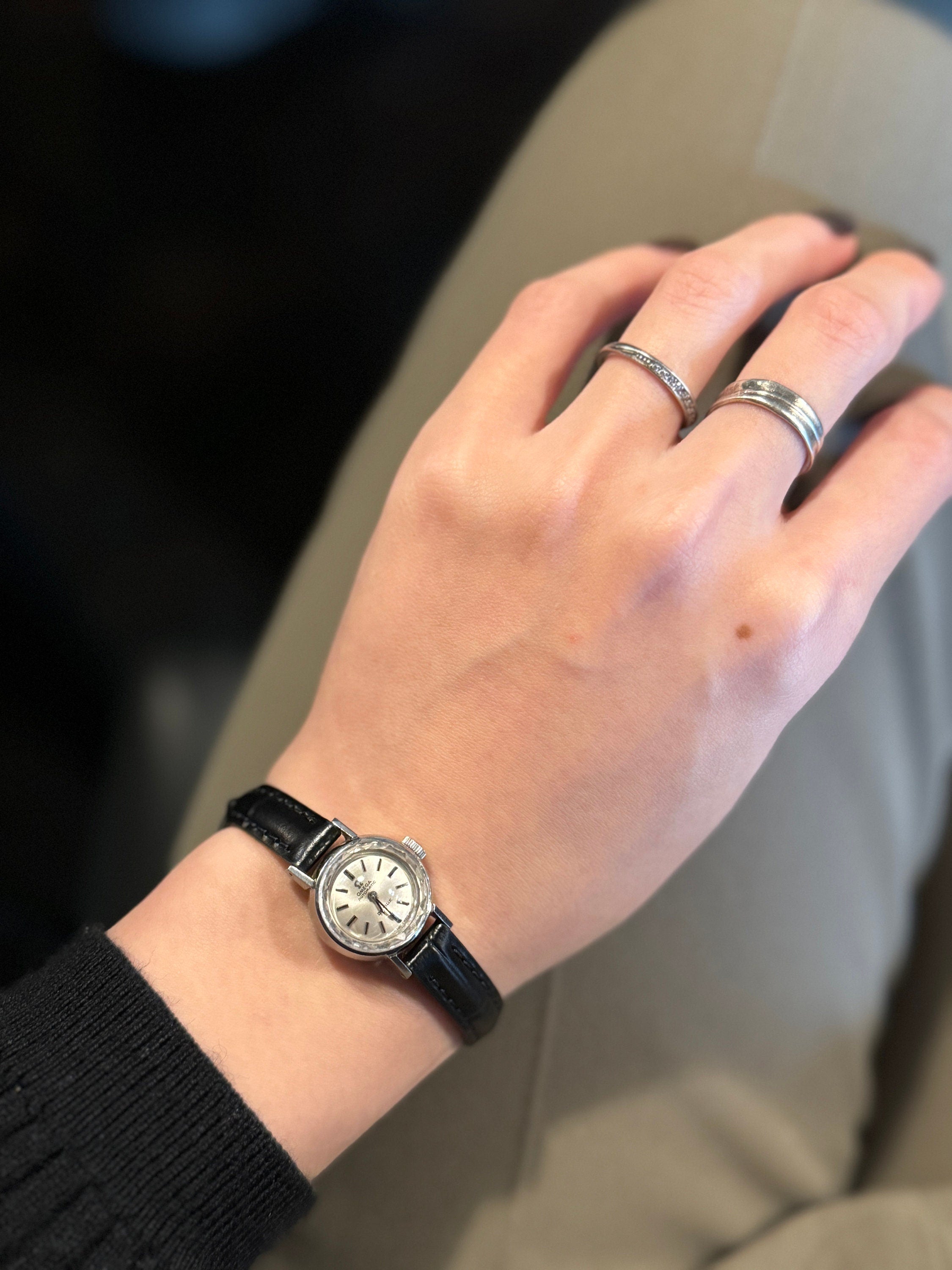 OMEGA DE VILLE Watch Silver Color Stainless steel Black Leather Ladies Vintage Antique Authentic