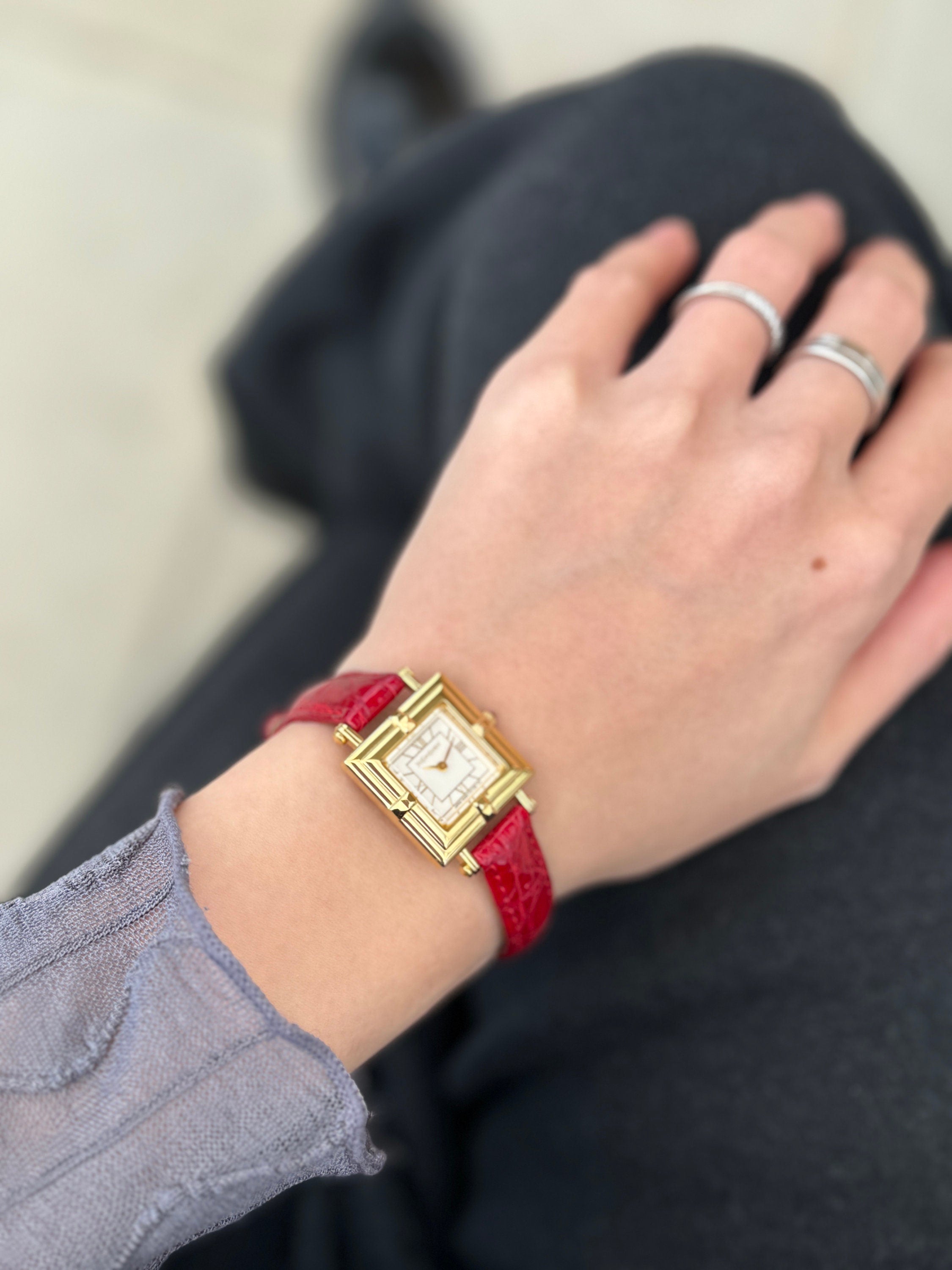 Yves Saint Laurent YSL Square Watch Wristwatch Logo Gold color Stainless steel Leather Authentic