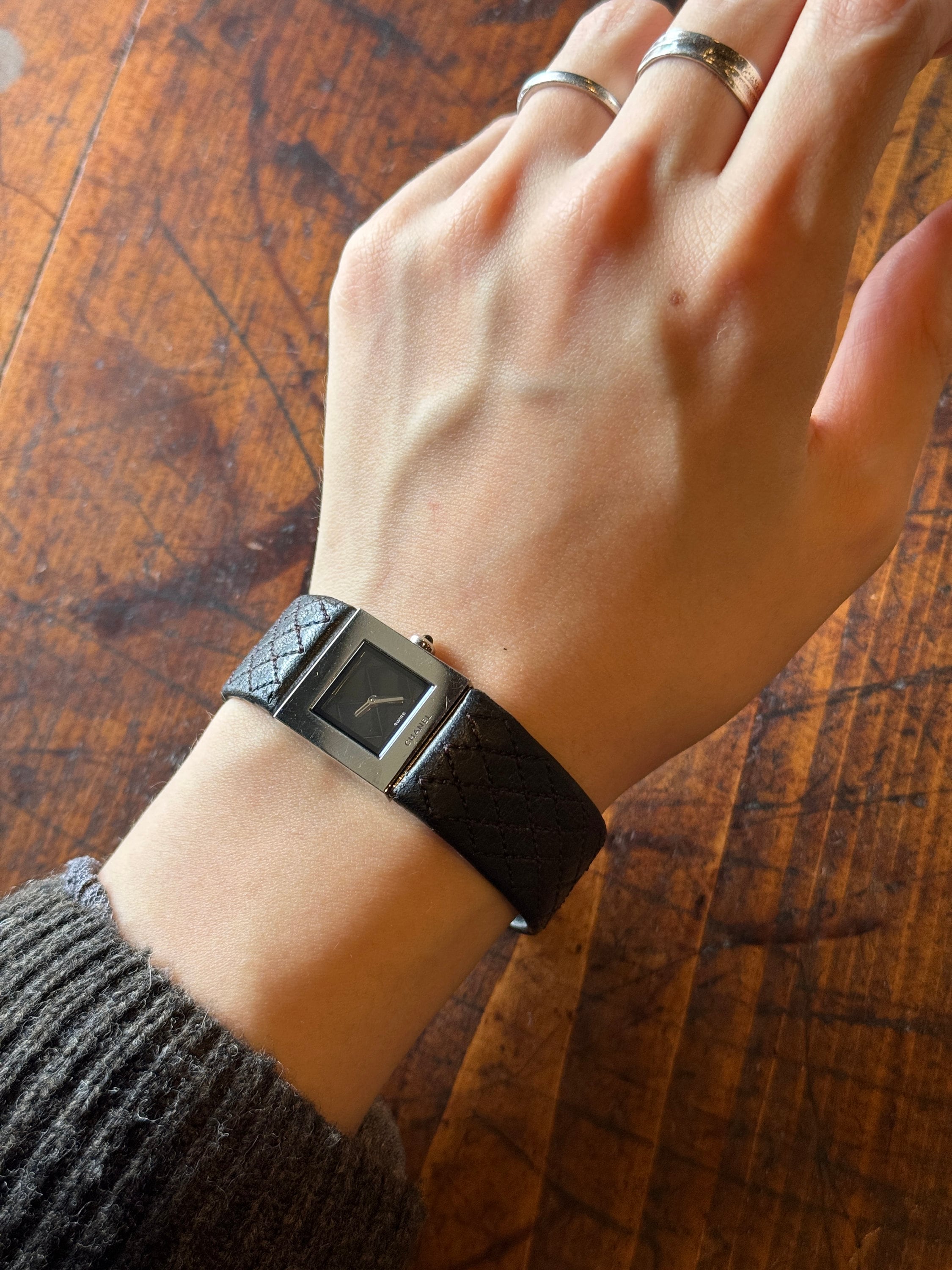 CHANEL Matelasse Watch Steel Leather Quartz Ladies Silver Leather Wristwatch Vintage Authentic