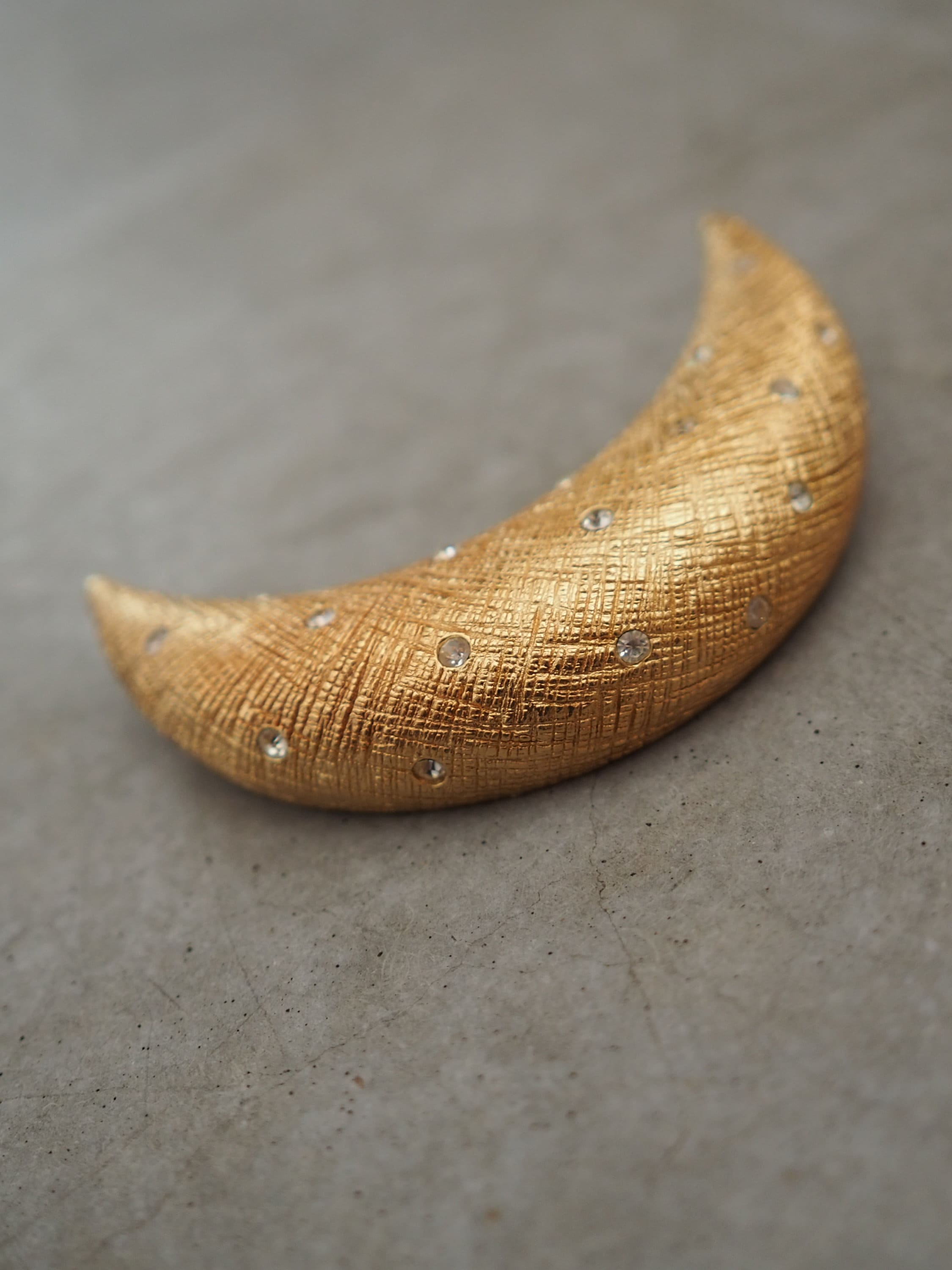 Christian Dior Moon Pin Brooch Vintage Metal Gold Color Authentic