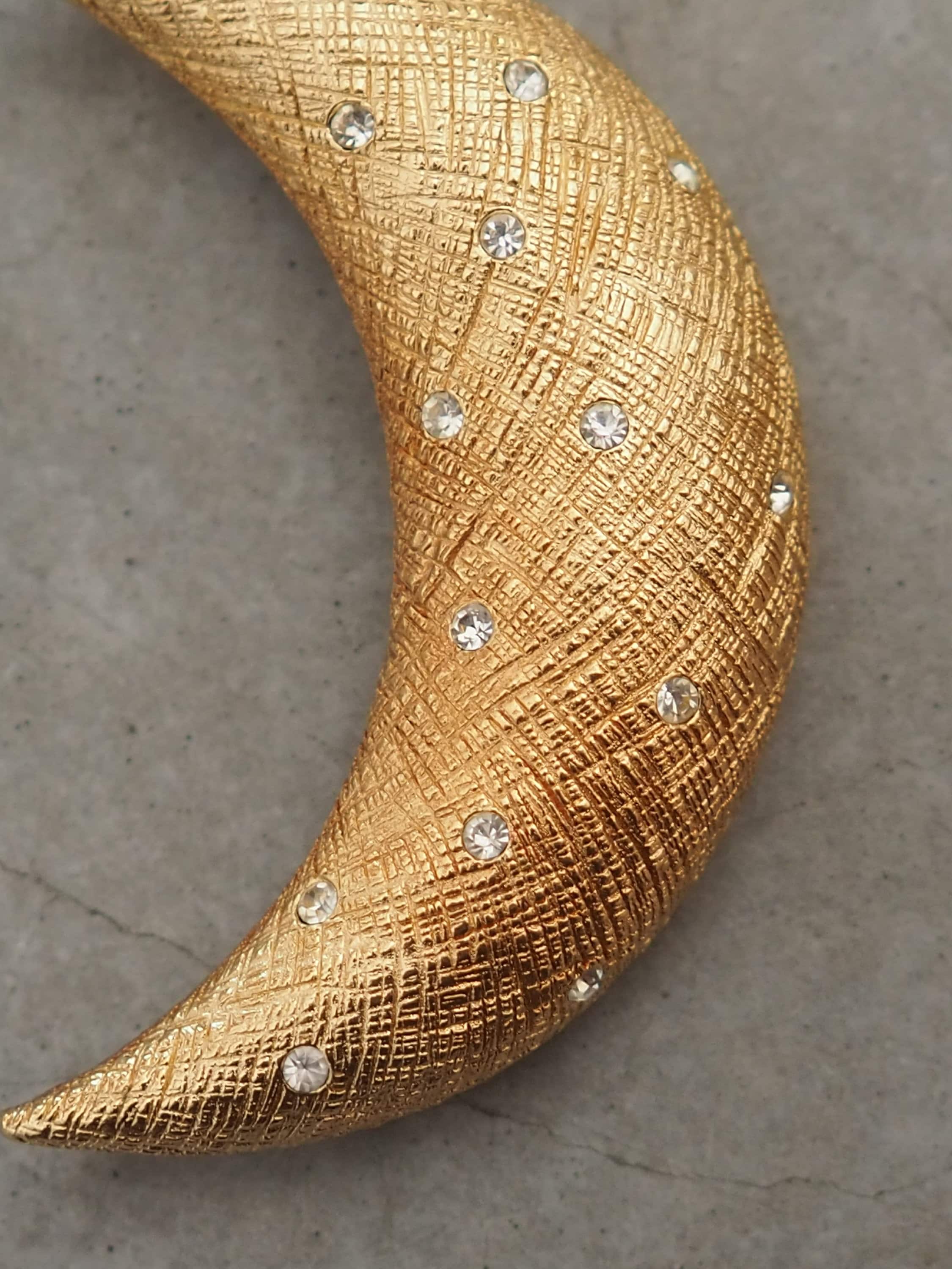 Christian Dior Moon Pin Brooch Vintage Metal Gold Color Authentic