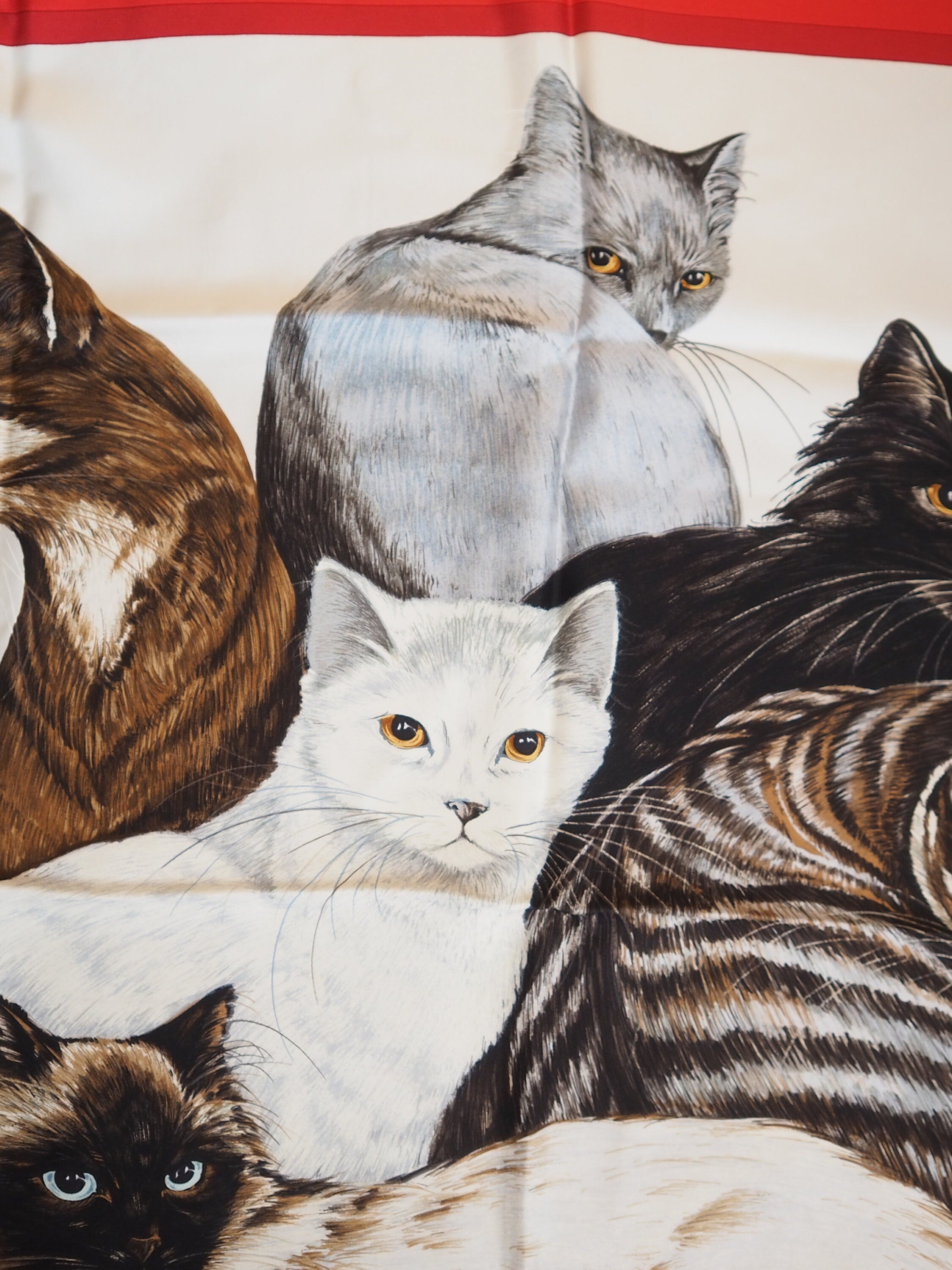 HERMES " Les Chats " Cat Scarf Carre 90 Black Red White Vintage Authentic RARE