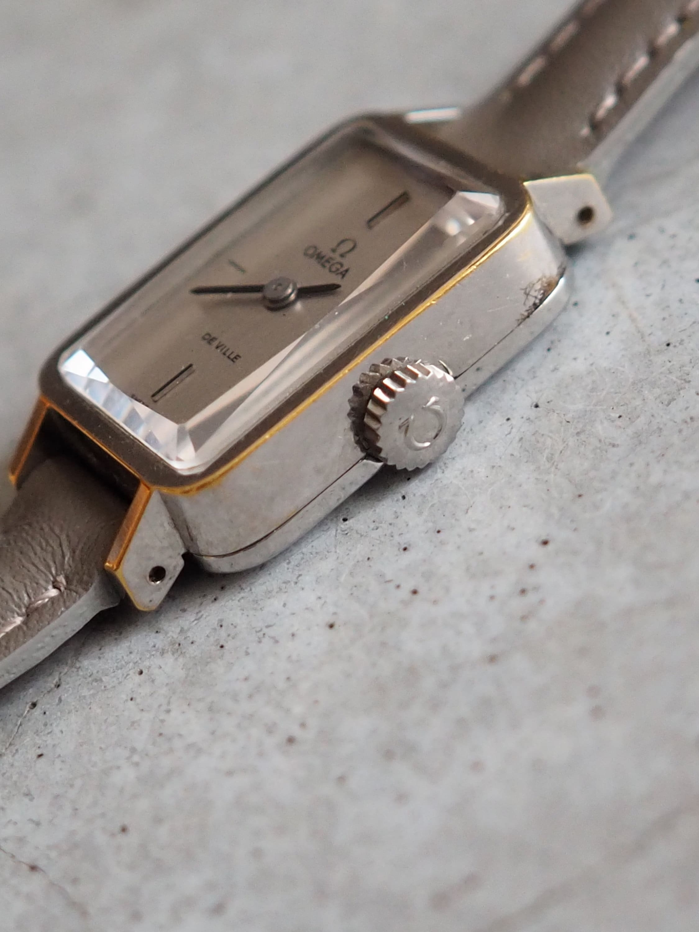 OMEGA DE VILLE Watch Silver Color Stainless steel Gray Leather Ladies Vintage Antique Authentic