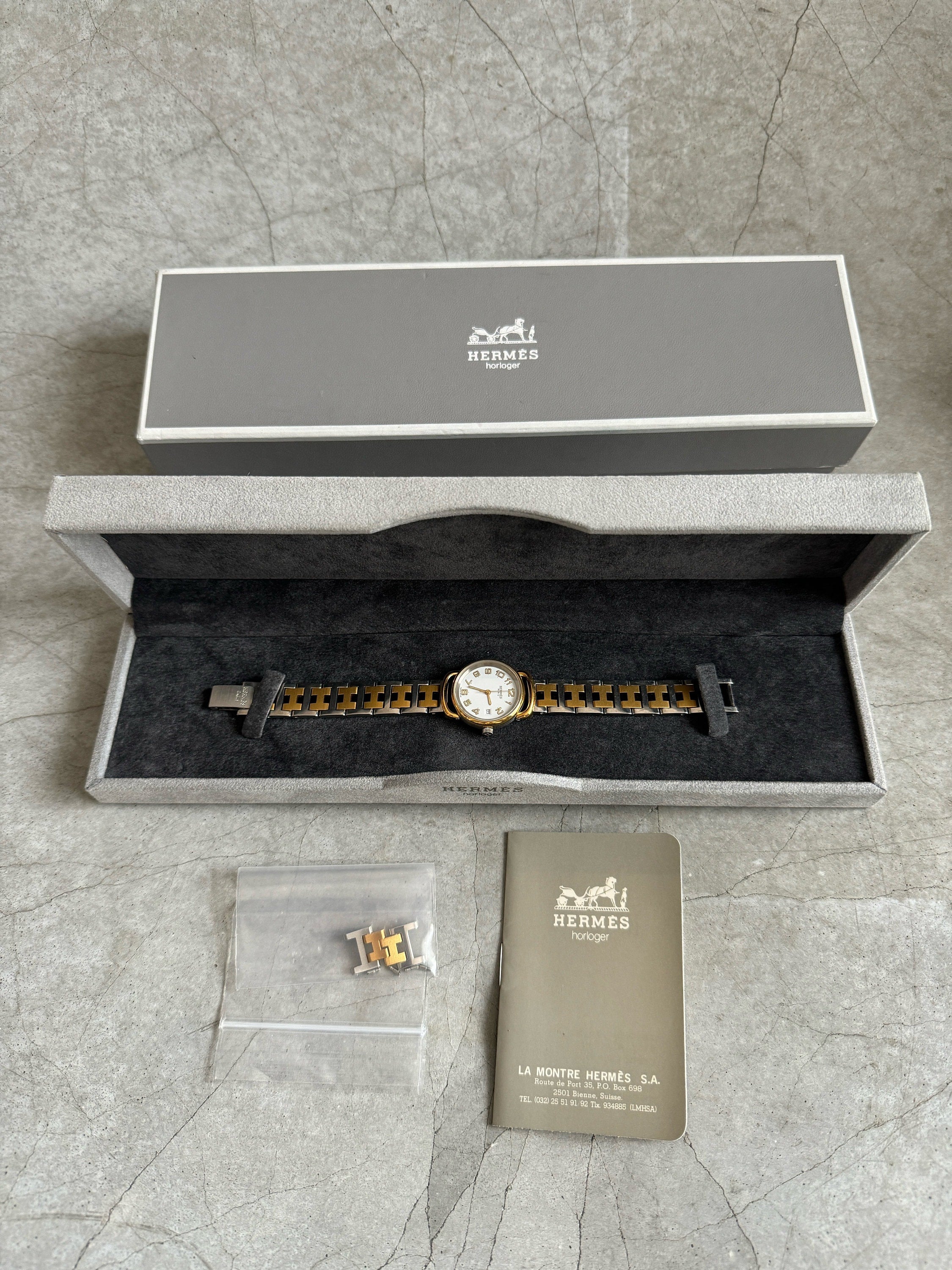 HERMES Pullman PU2.240 Watches Stainless Steel Ladies Watch Wristwatch Silver Gold Quartz Vintage Authentic