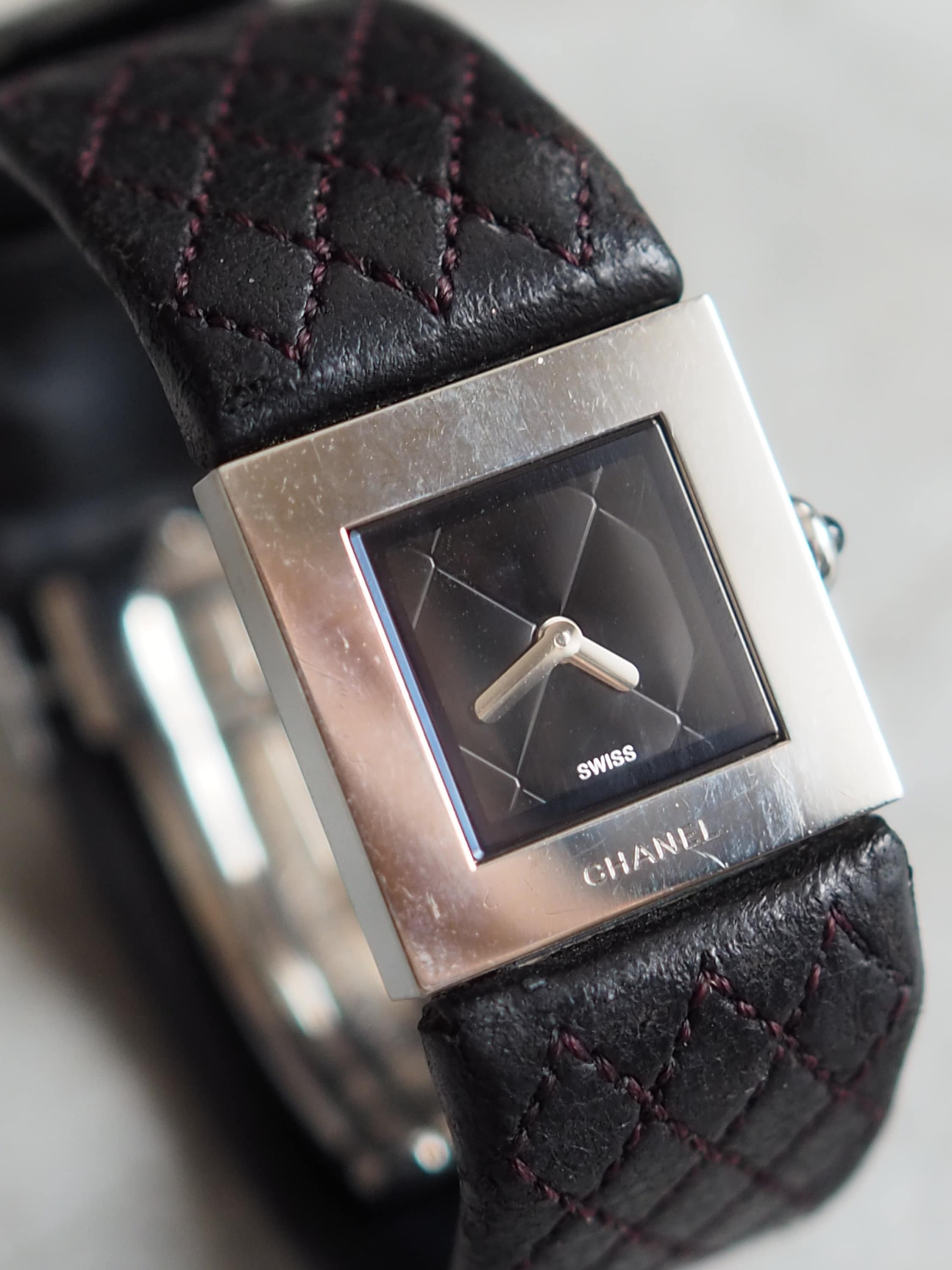 CHANEL Matelasse Watch Steel Leather Quartz Ladies Silver Leather Wristwatch Vintage Authentic