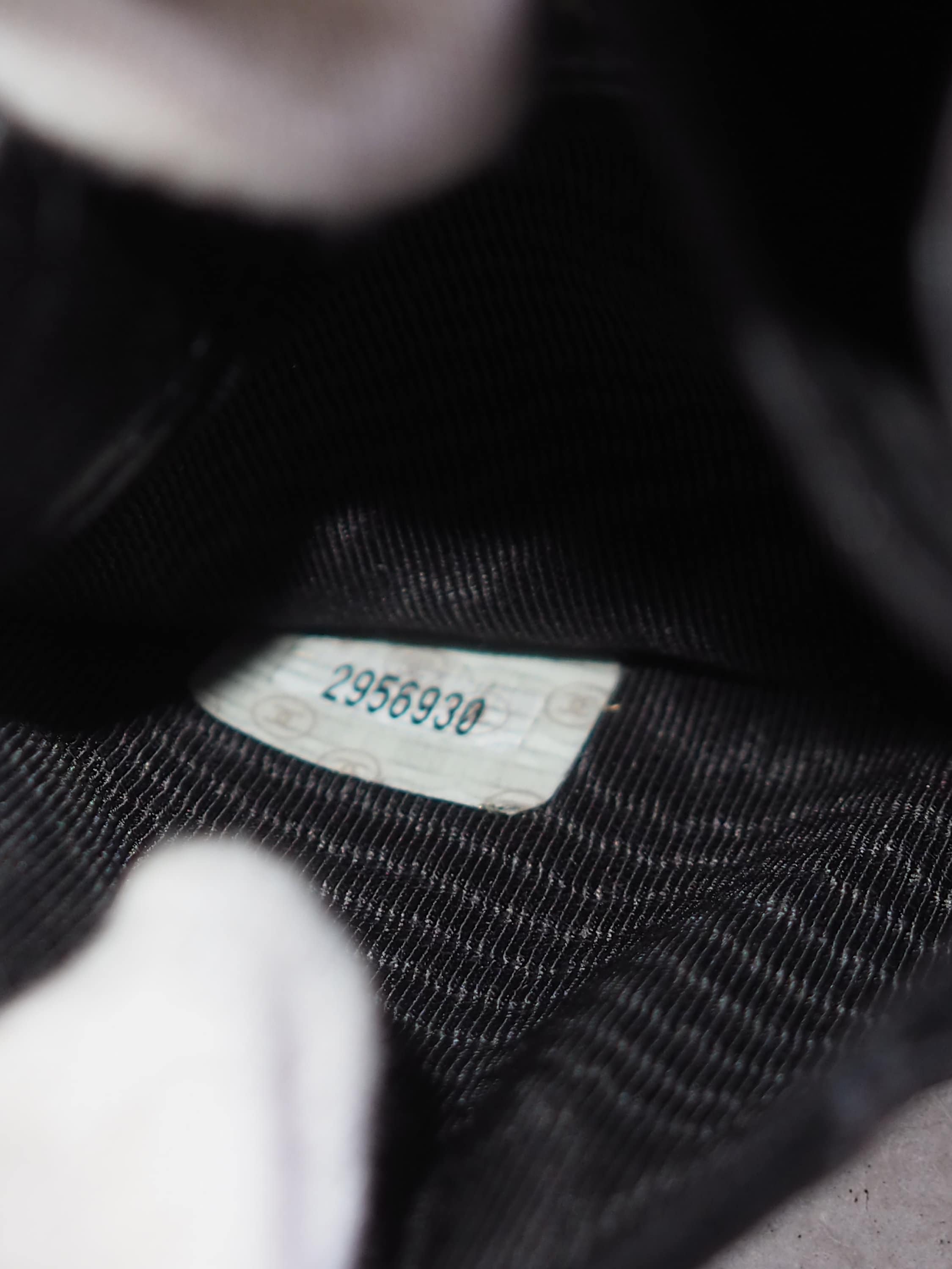 CHANEL COCO Compact Coin Purse CC Satin Matelassé Black Authentic Vintage