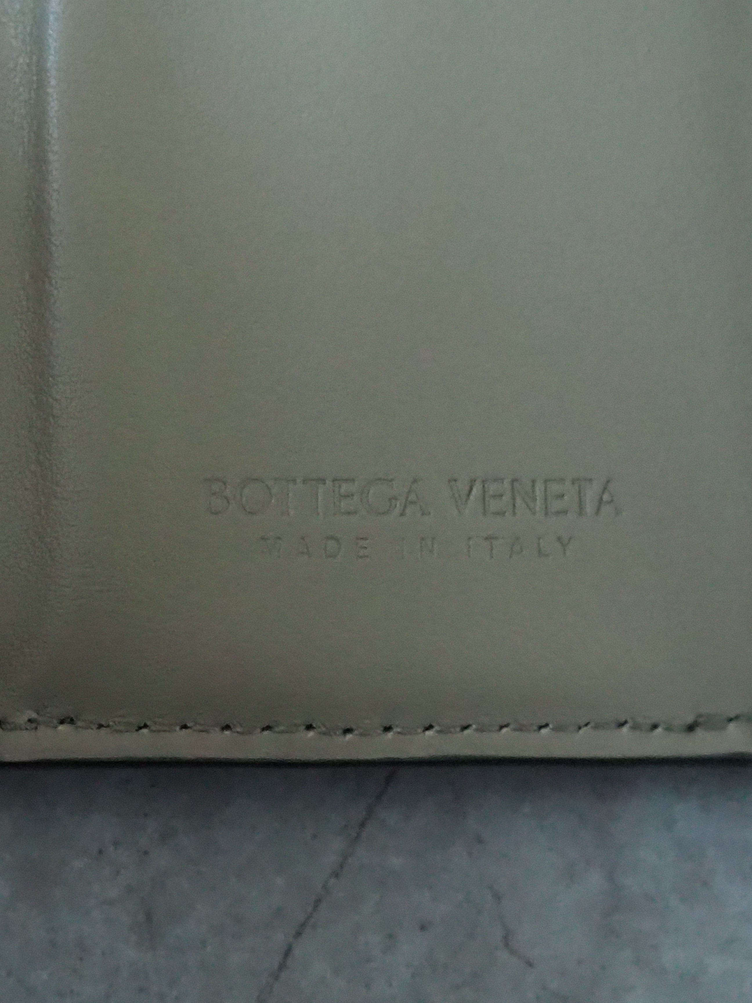 BOTTEGA VENETA Maxi Intrechart Wallet