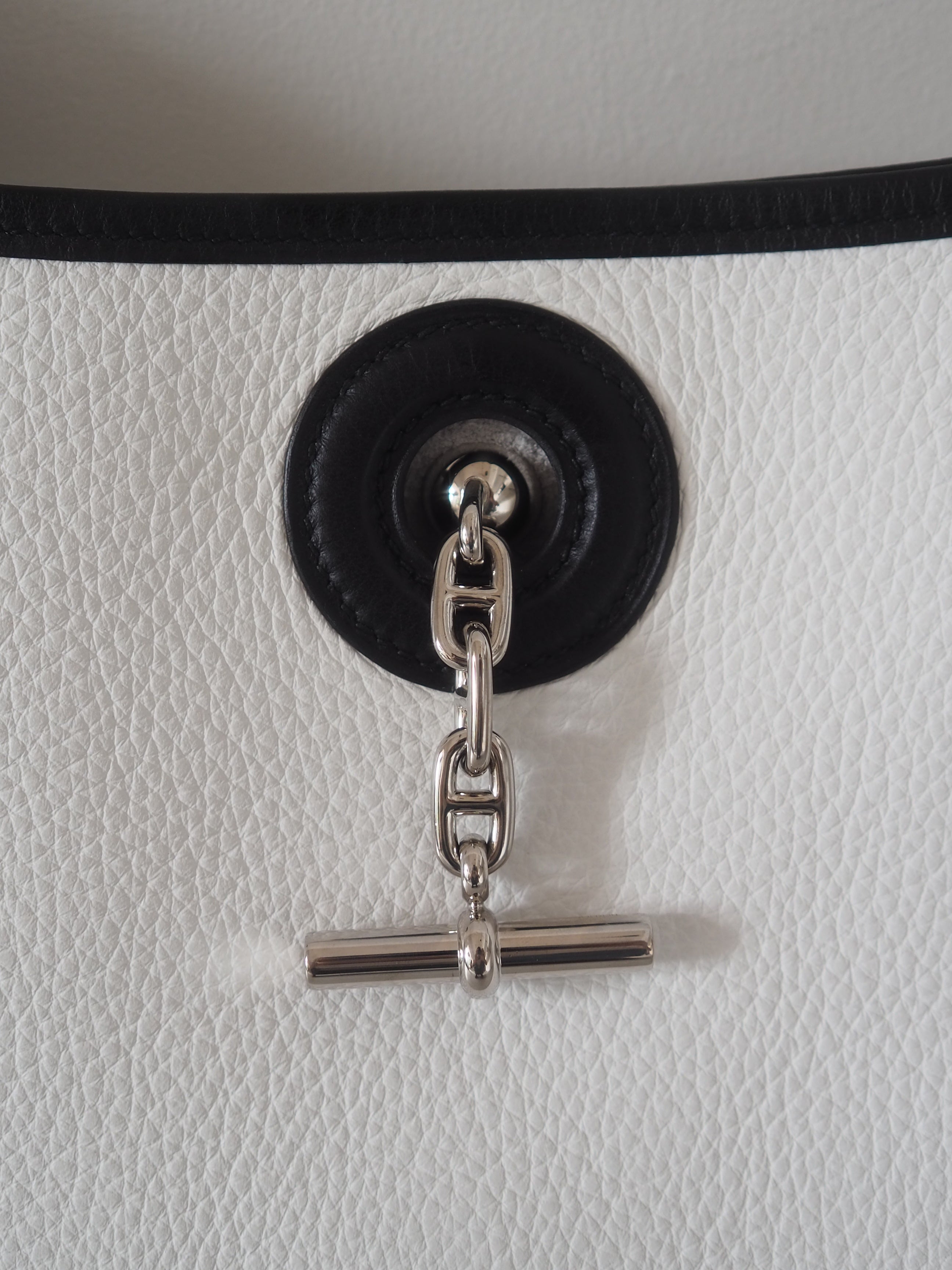 HERMÈS Vespa PM Shoulder Bag Bicolor