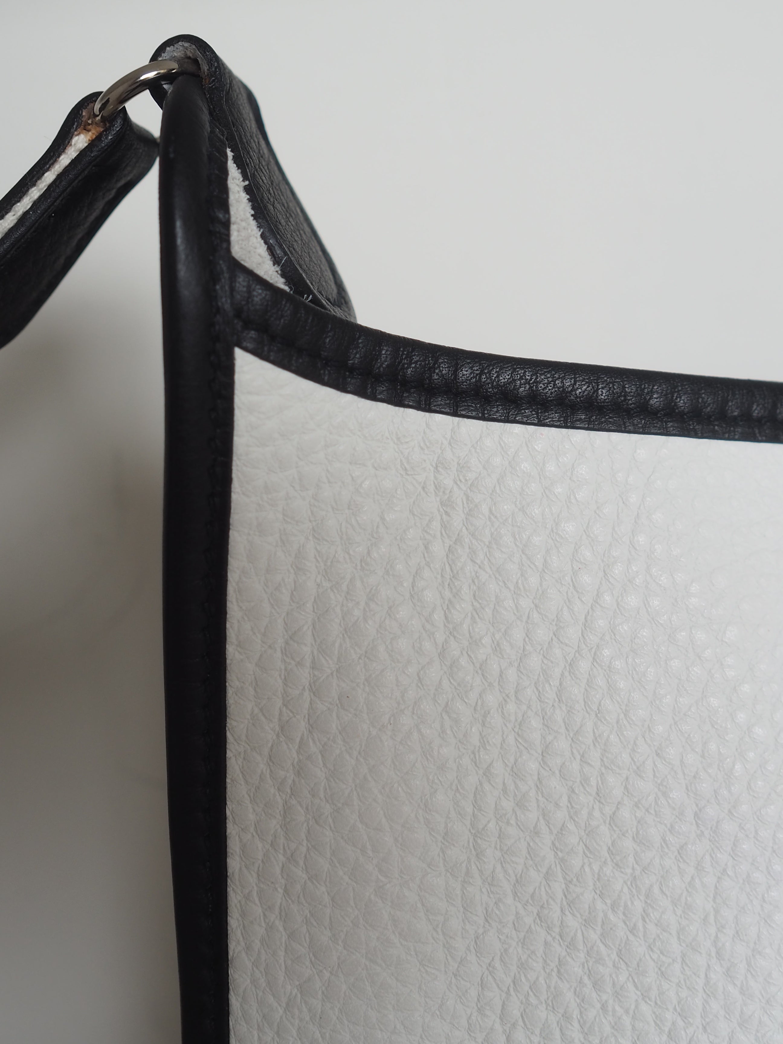 HERMÈS Vespa PM Shoulder Bag Bicolor