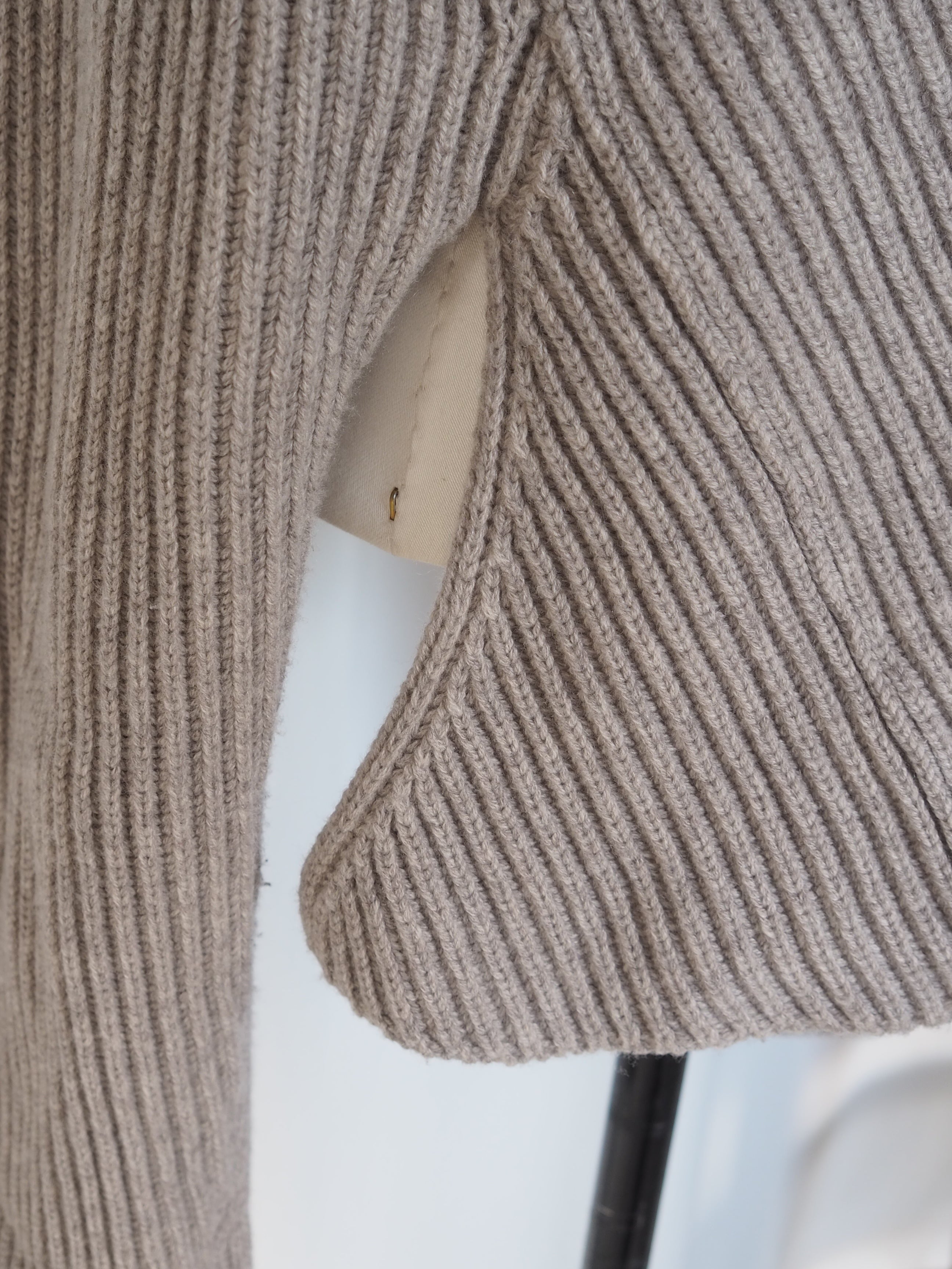 CELINE セリーヌ フィービー期 アシンメトリー ニット グレージュ