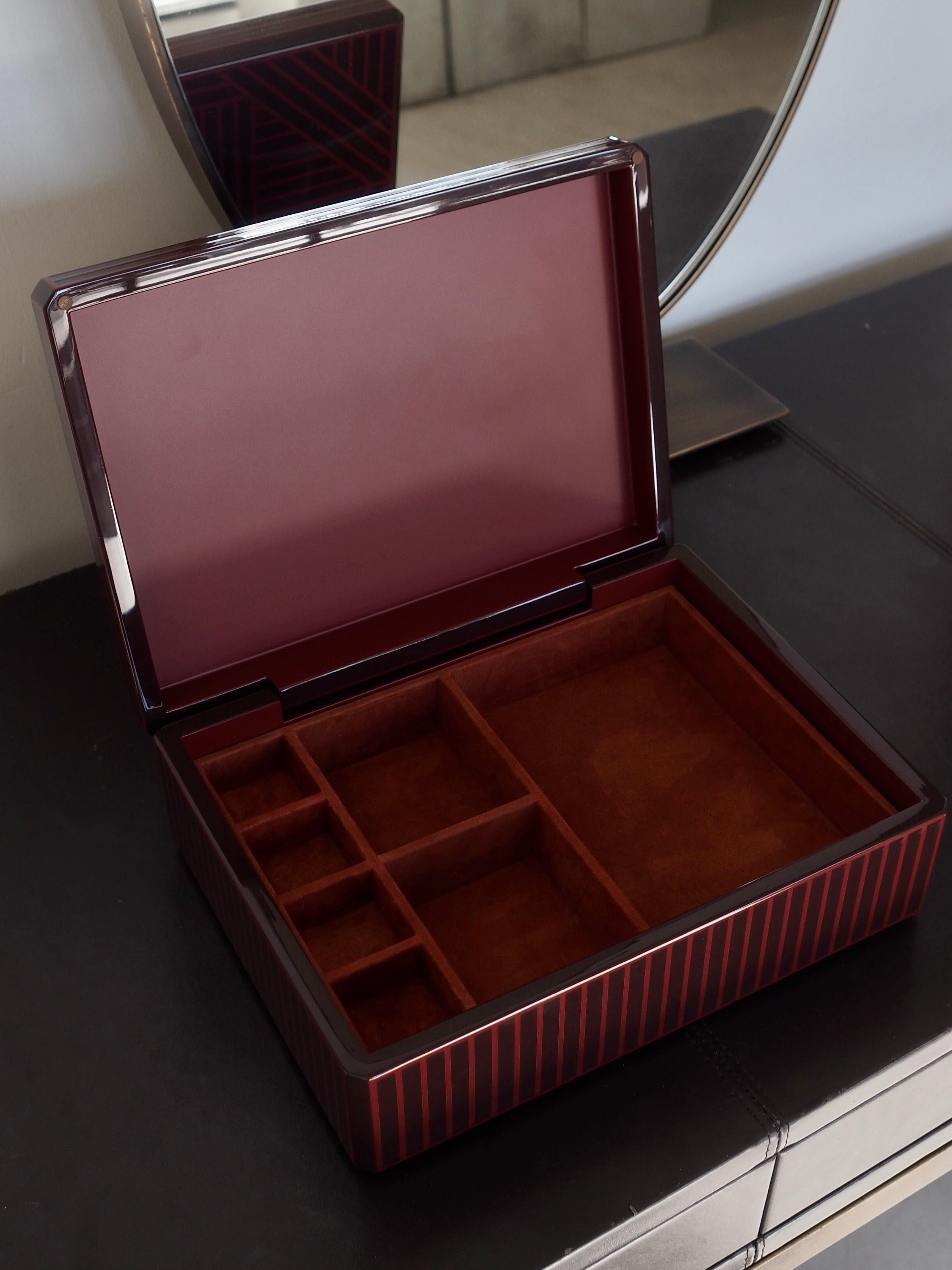 HERMÈS Facettes H Ruban Jewelry Box