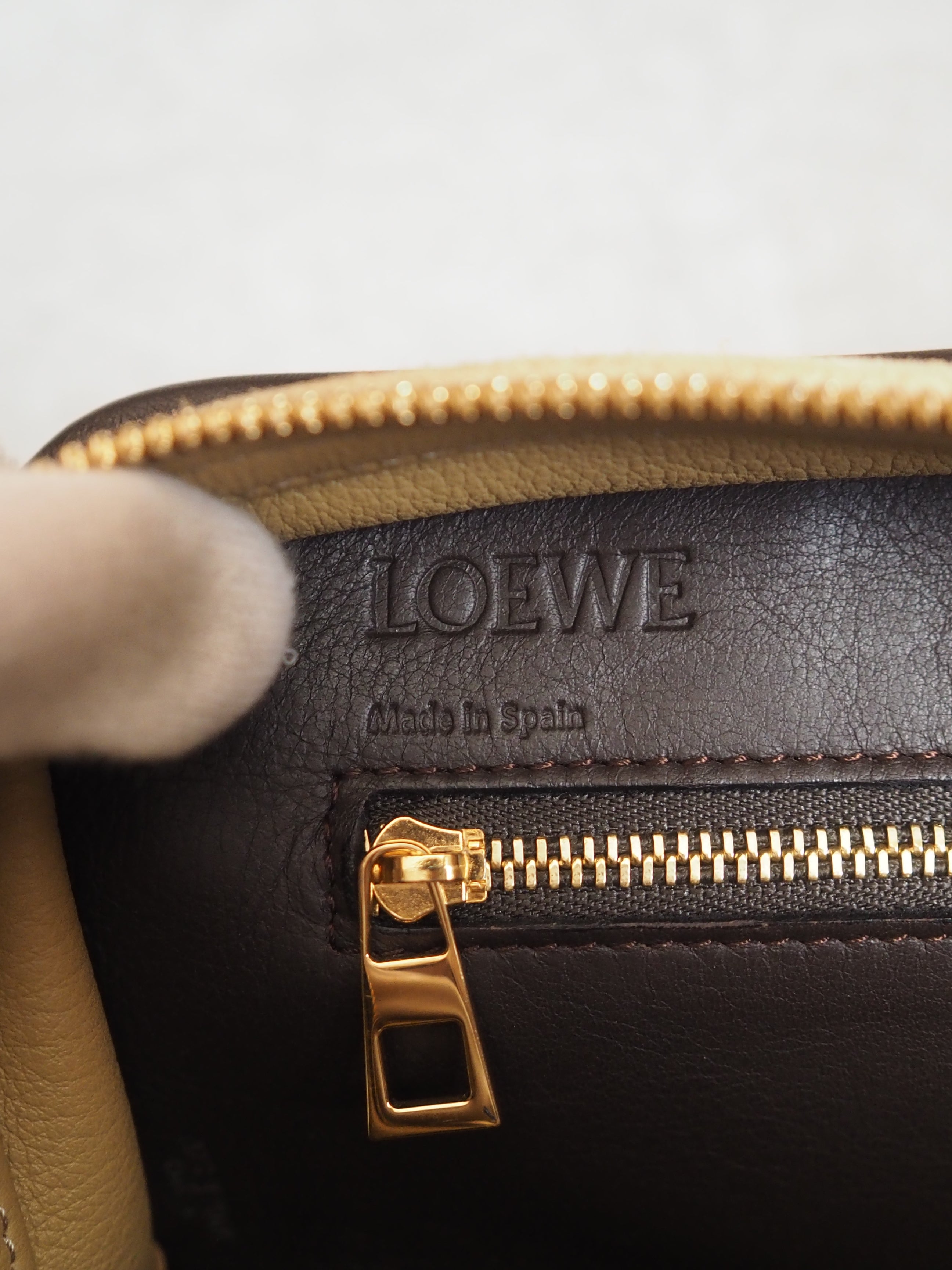 LOEWE Amazona 23 Mini Boston bag