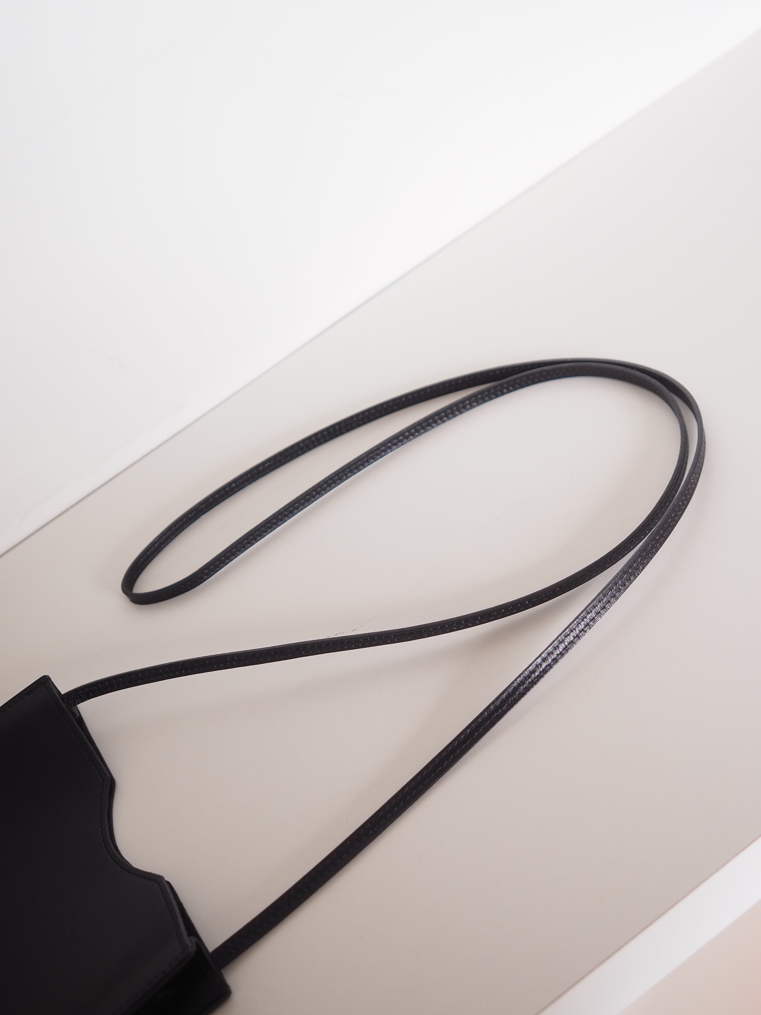 エルメス オメニトゥ レザー バック HERMES エルメス オメニトゥ ショルダー バッグ レザー ブラック