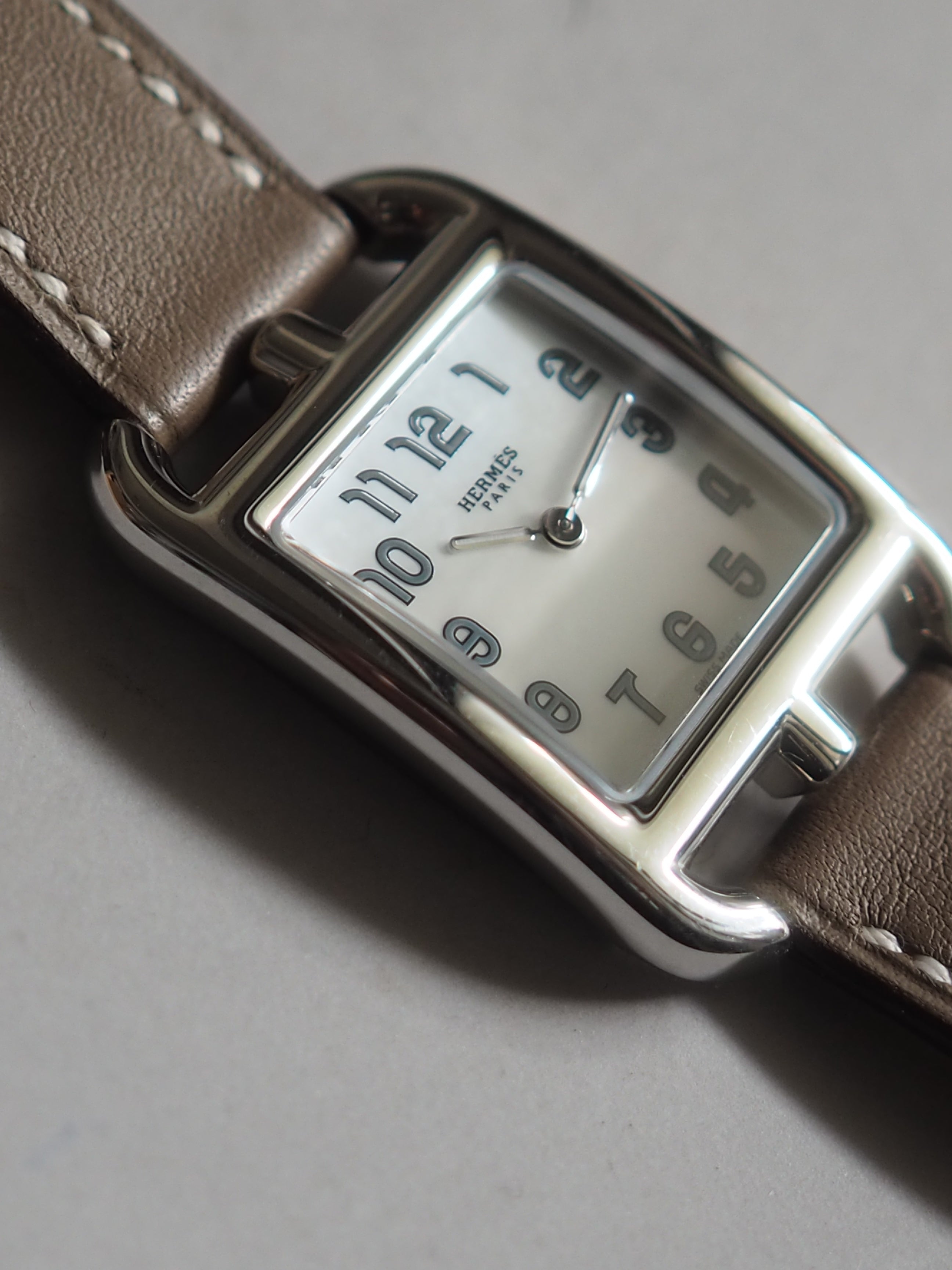 HERMÈS Cape Cod Watch Shell Dial