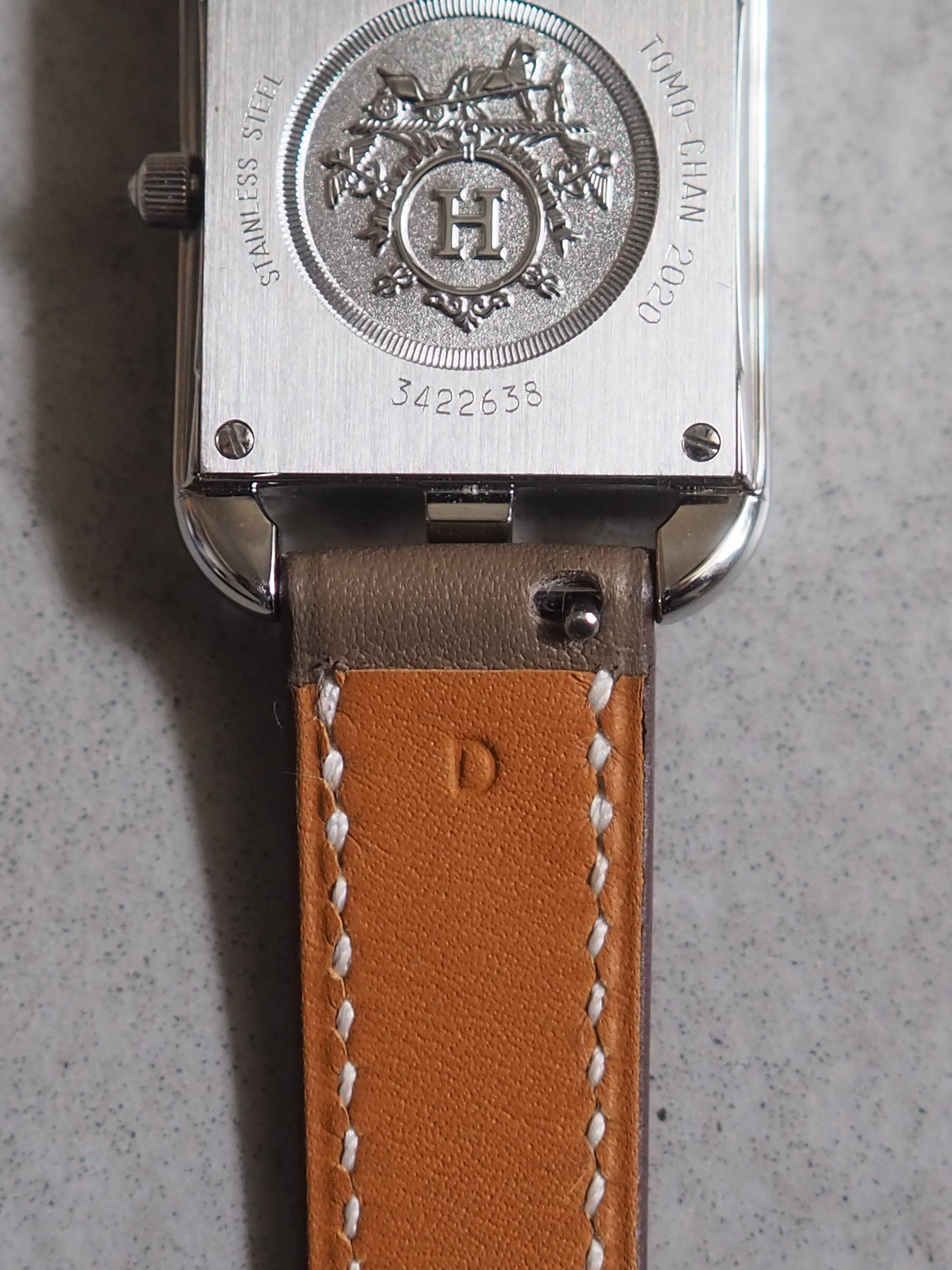 HERMÈS Cape Cod Watch Shell Dial