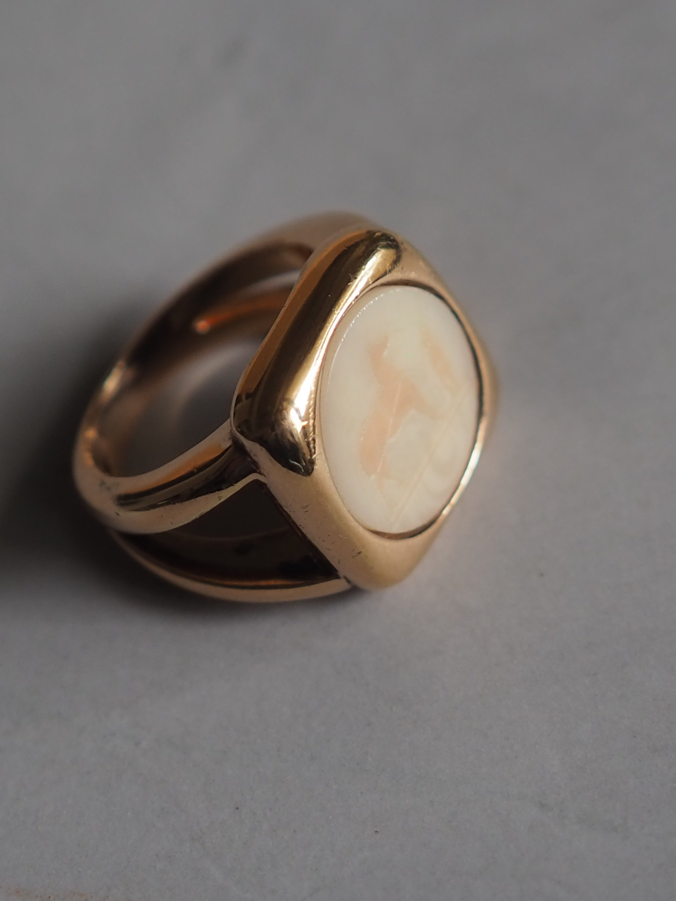 HERMÈS "Corozo" Ring