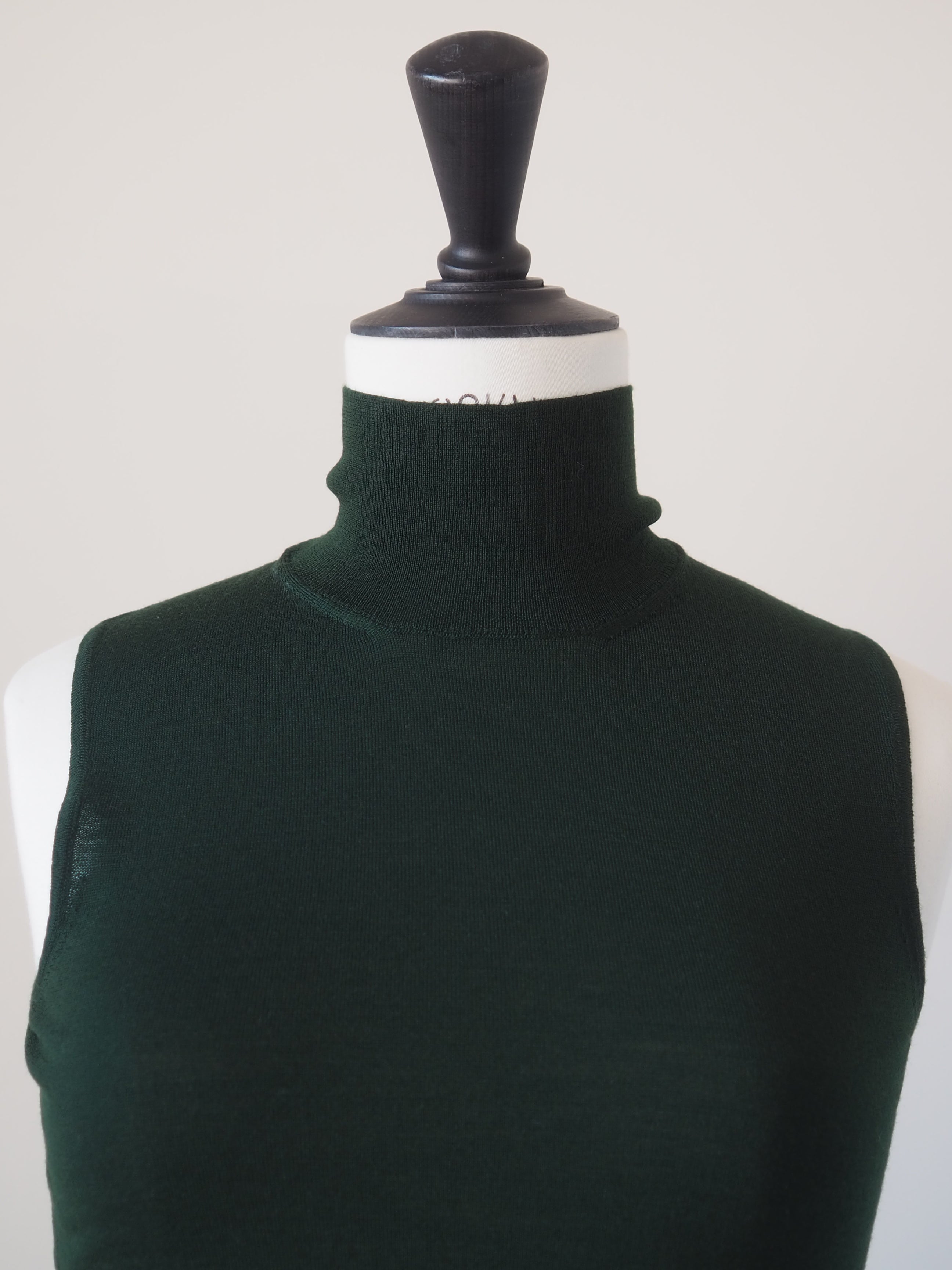 HERMÈS Wool High Neck Sleeveless Knit