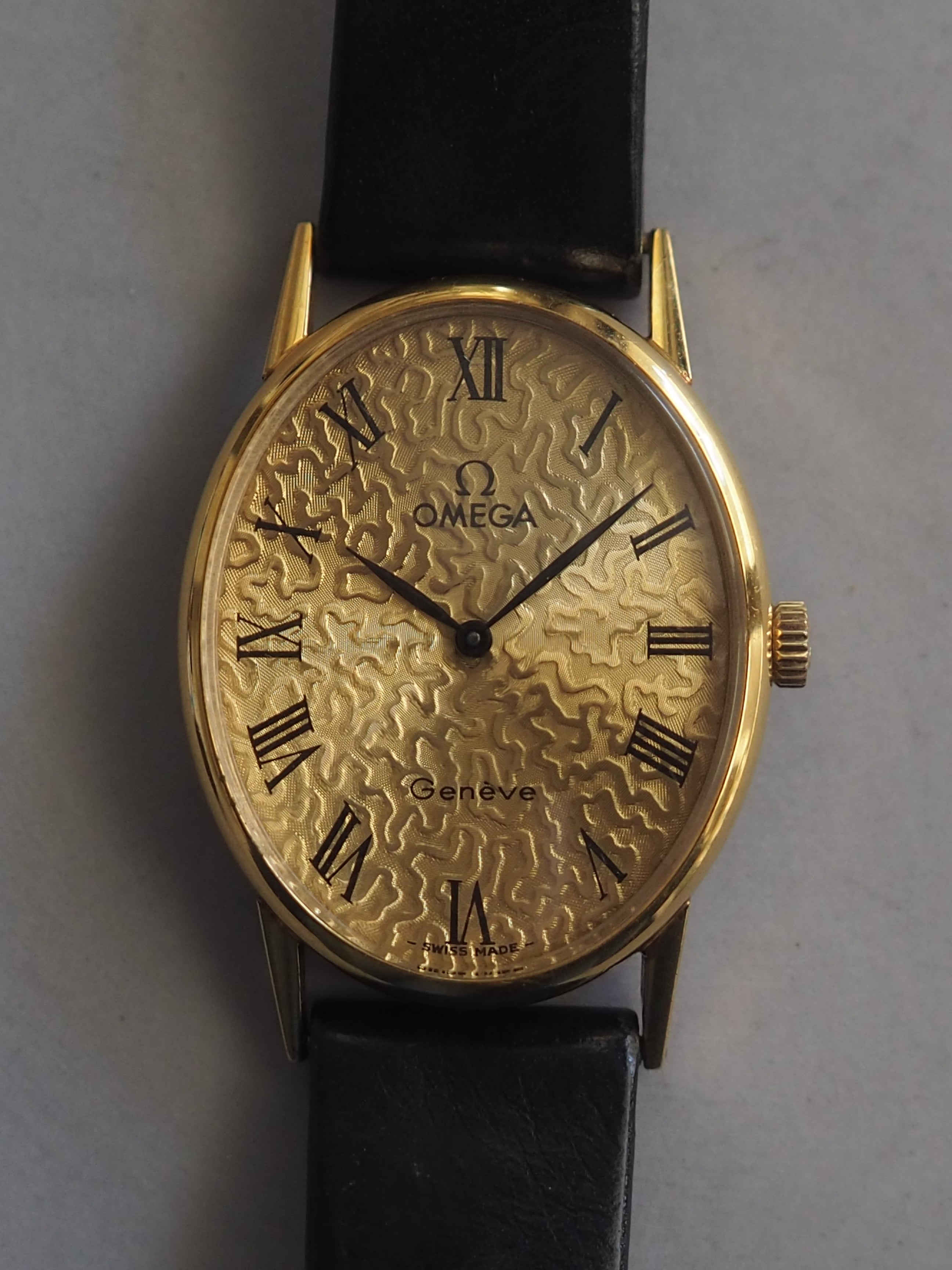 OMEGA Genève Textured Dial Watch