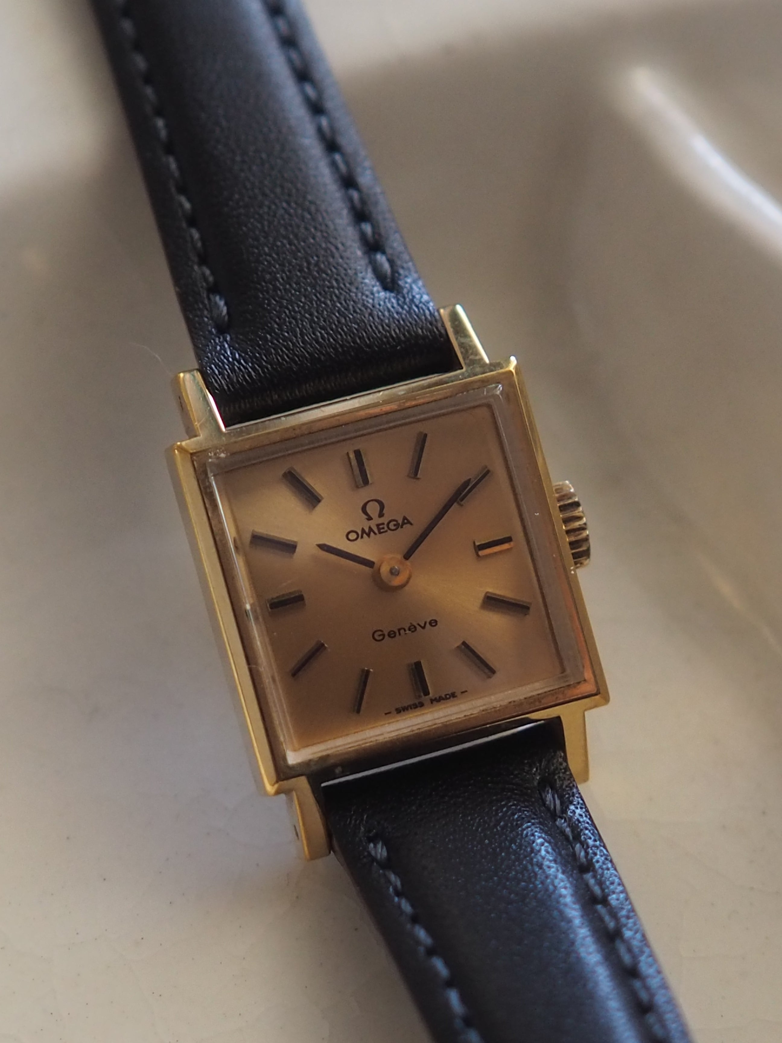 OMEGA オメガ Geneve ジュネーブ スクエア ウォッチ 腕時計 ゴールド