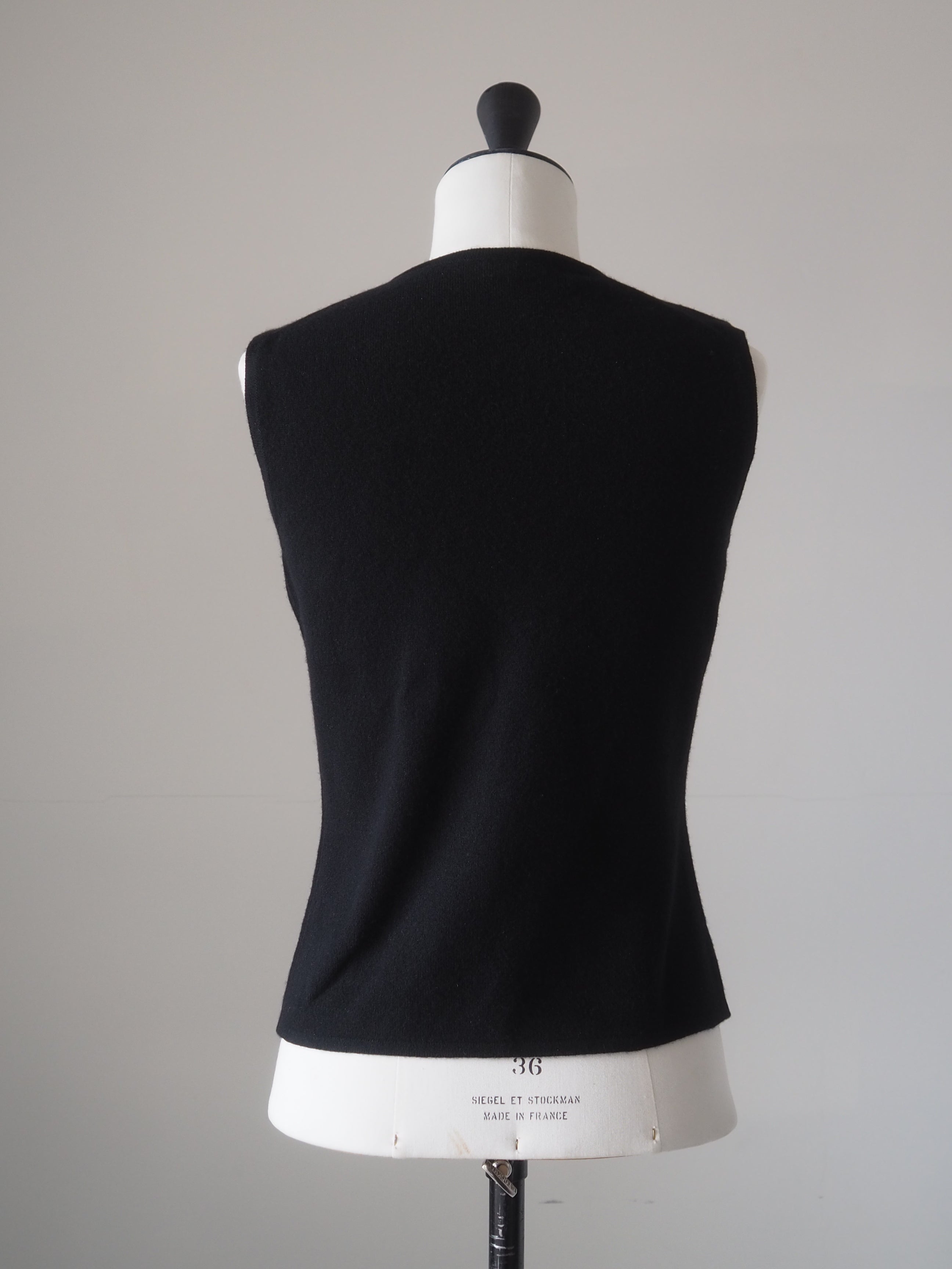 HERMÈS Kelly Padlock Cashmere Sleeveless Knit