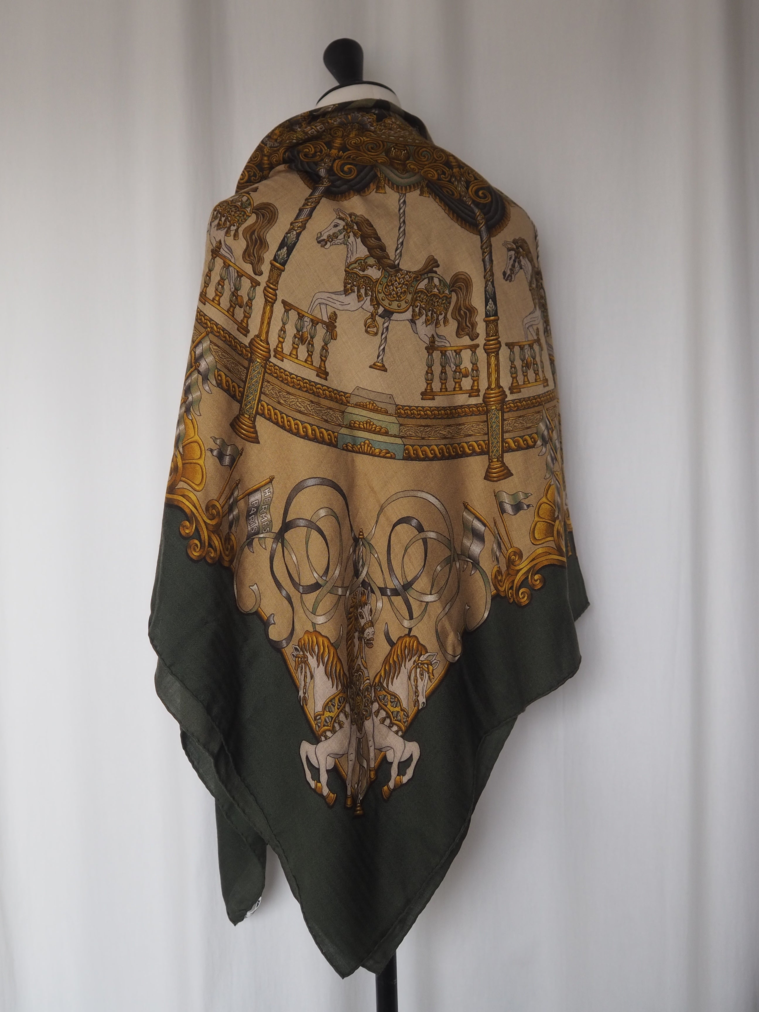 HERMÈS LUNA PARK Carré Géant 140 Cashmere Silk Scarf