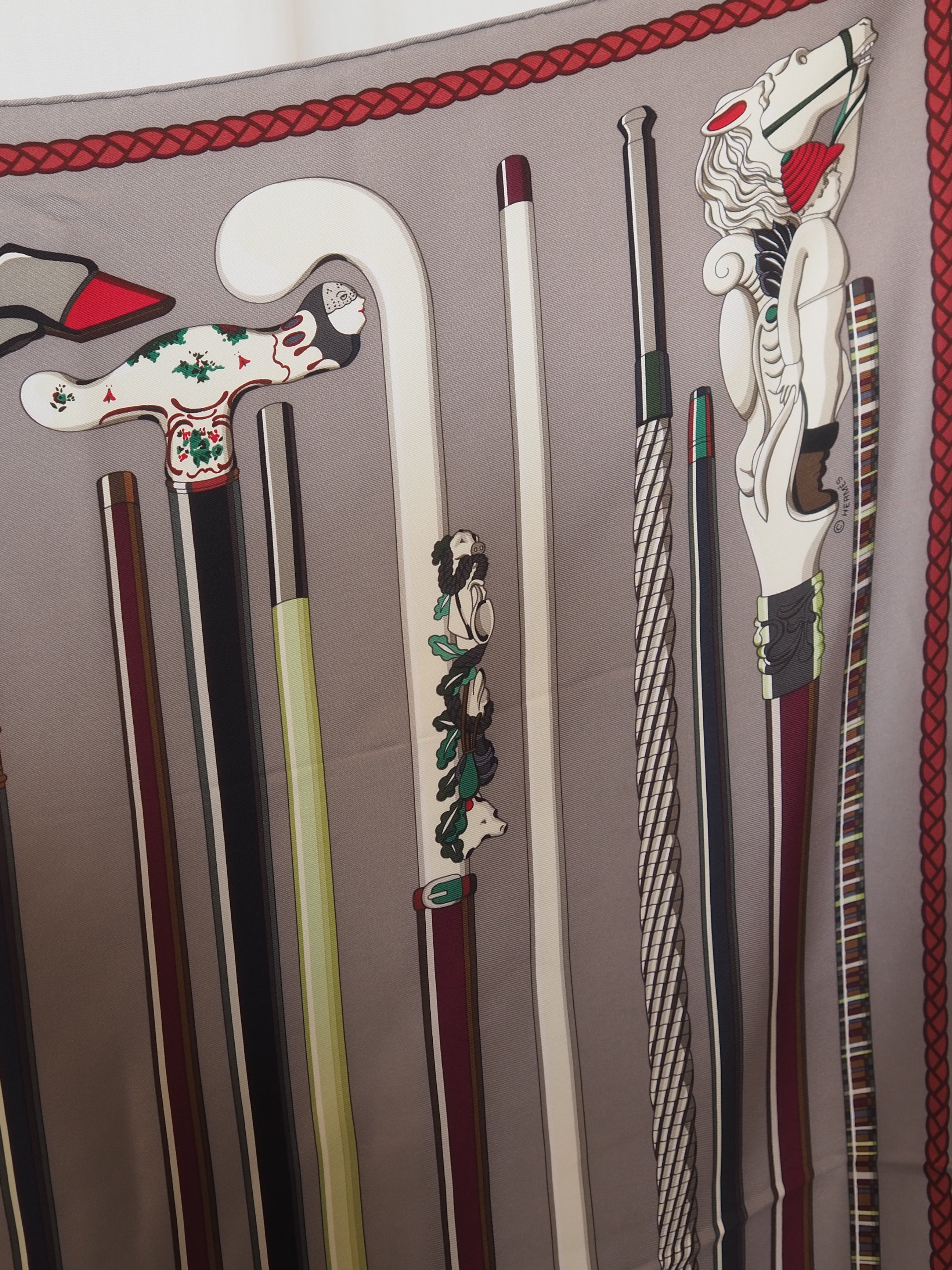 HERMÈS LE CANNES Carré 90 Silk Scarf