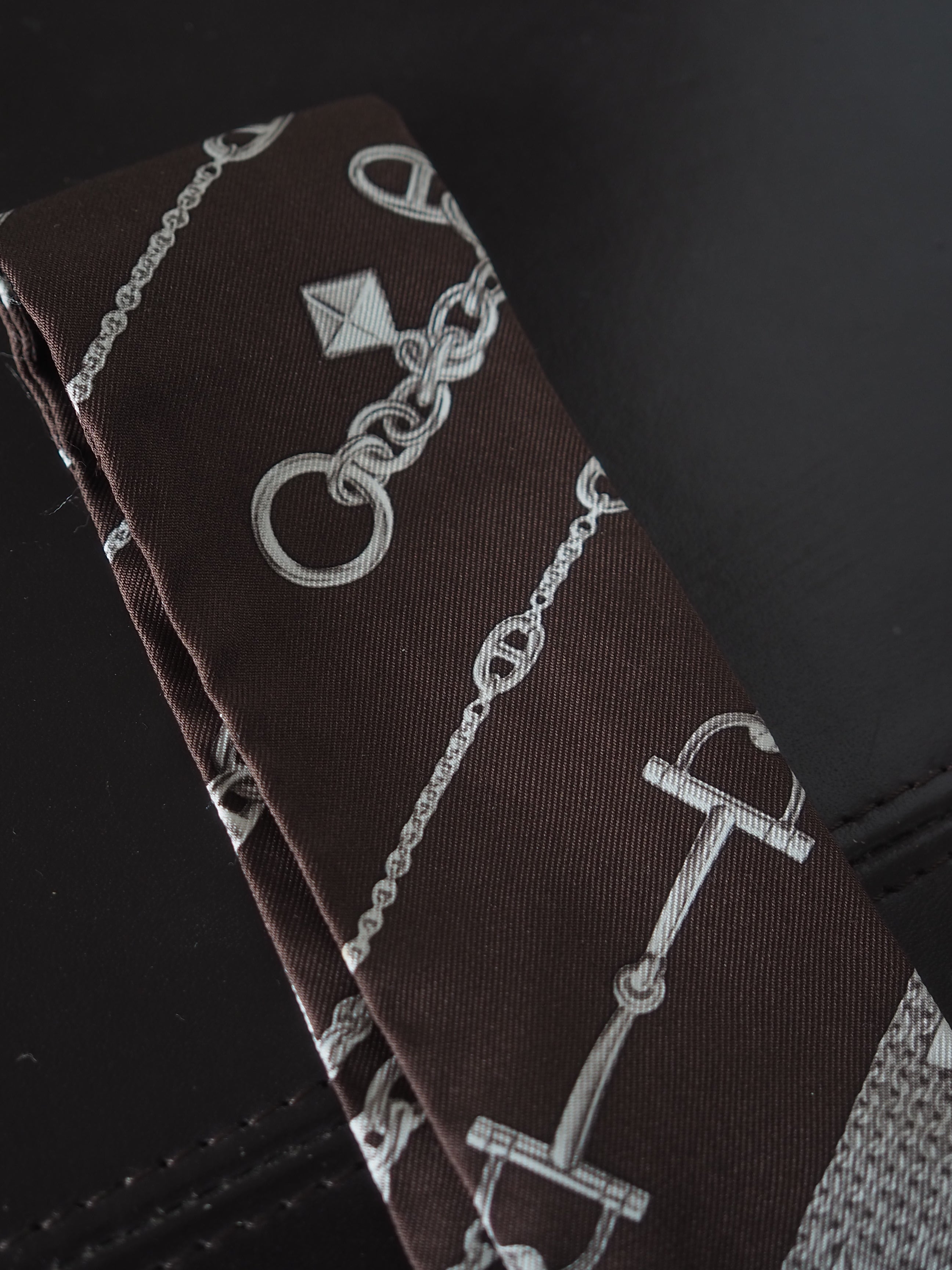 HERMES エルメス ツイリー シェーヌダンクル スカーフ シルク ブラウン