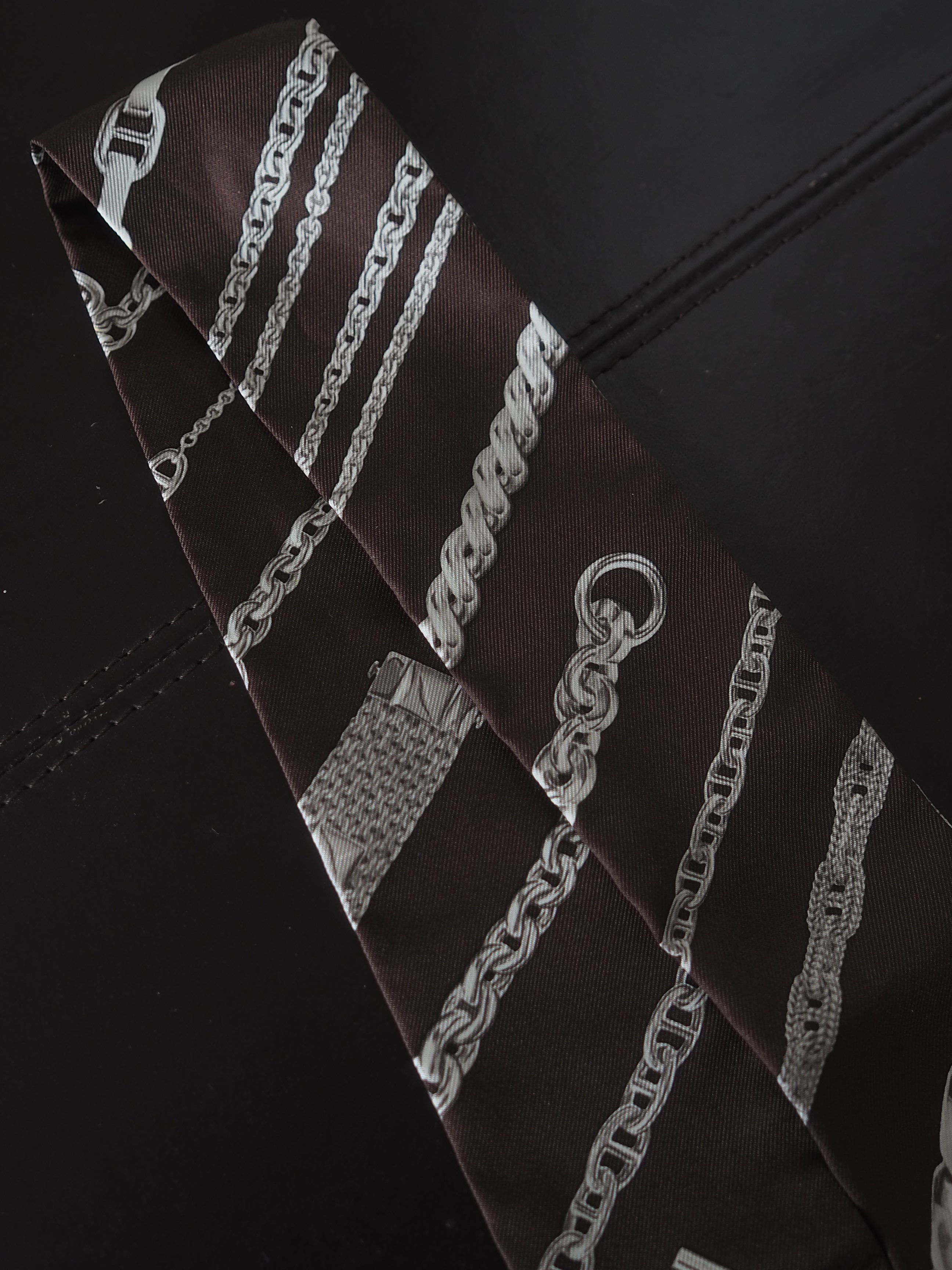 HERMES エルメス ツイリー シェーヌダンクル スカーフ シルク ブラウン